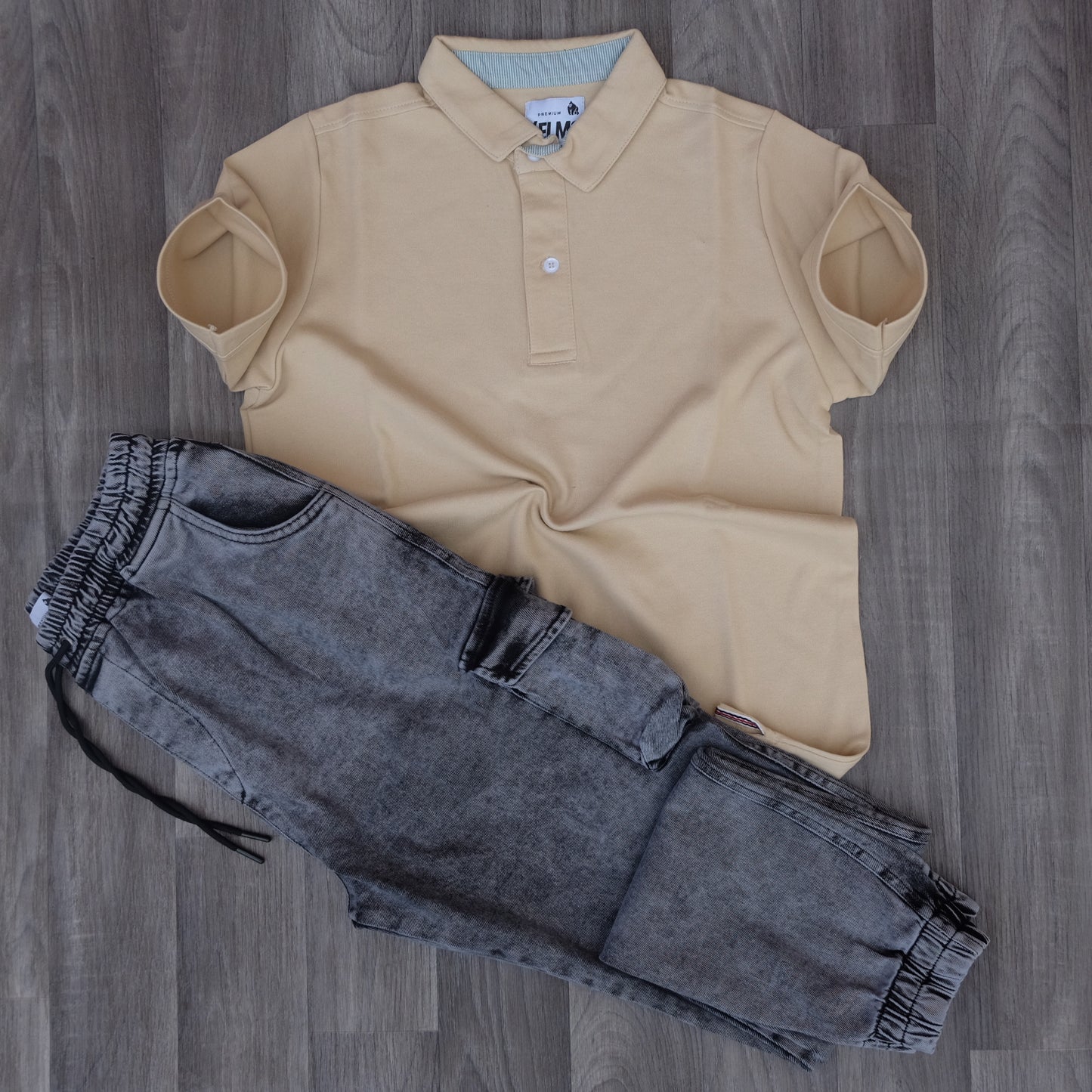 Ensemble Cargo Jeans Délavé Gris + Polo Beige