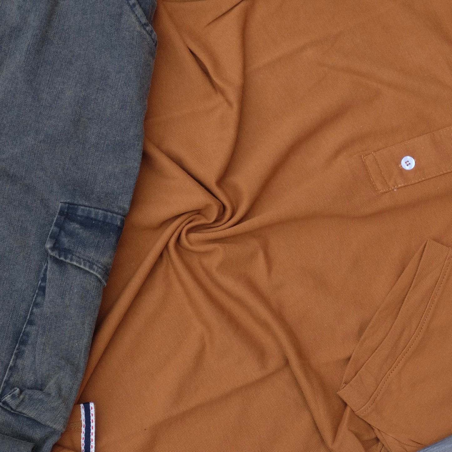 Ensemble Cargo Jeans Délavé Kaki + Polo Taba