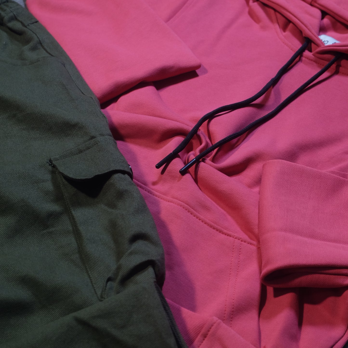 Ensemble Cargo Kaki Fonce+ Capuche Cotton Rose Fushia