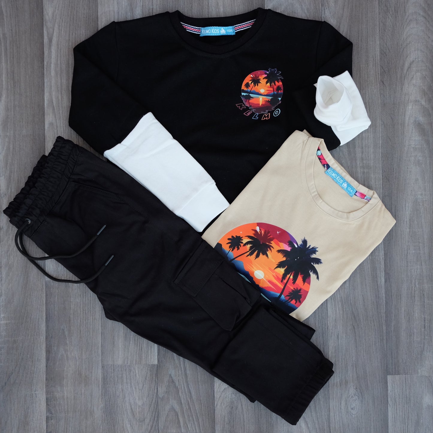 Ensemble Enfant 3 Pieces Cargo Noir + Sweat Noir + T-Shirt Rouge Beige