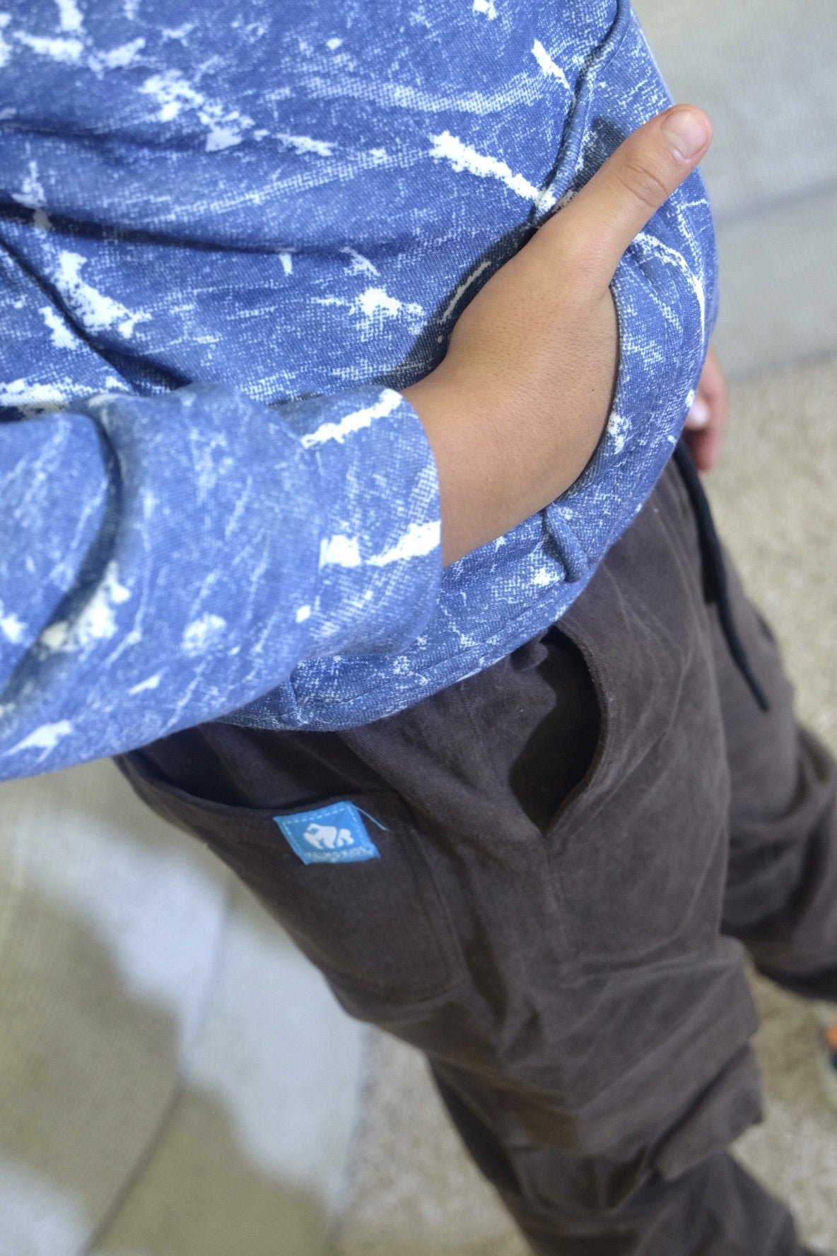 Ensemble Enfant Pantalon Cargo Marron +Sweat a Capuche Camouflage Bleu Ciel