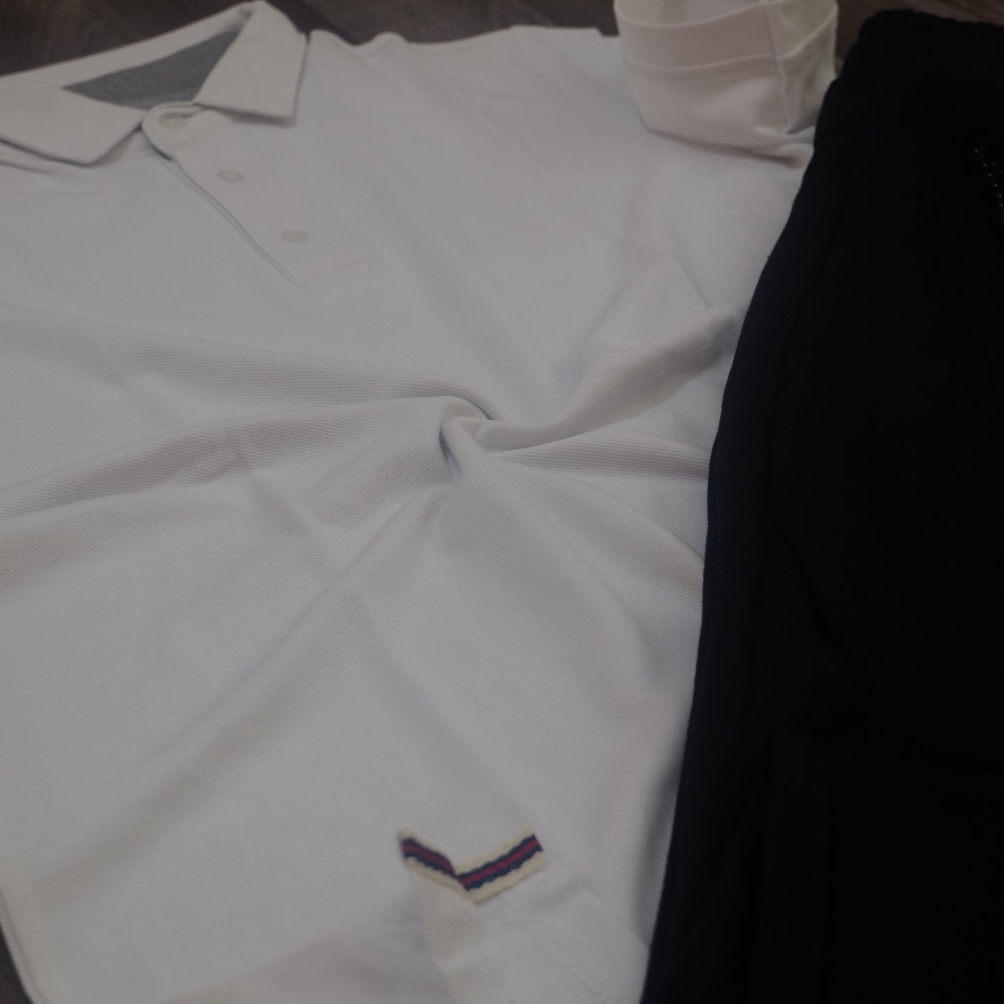 Ensemble Jogging Beska Noir + Polo Blanc