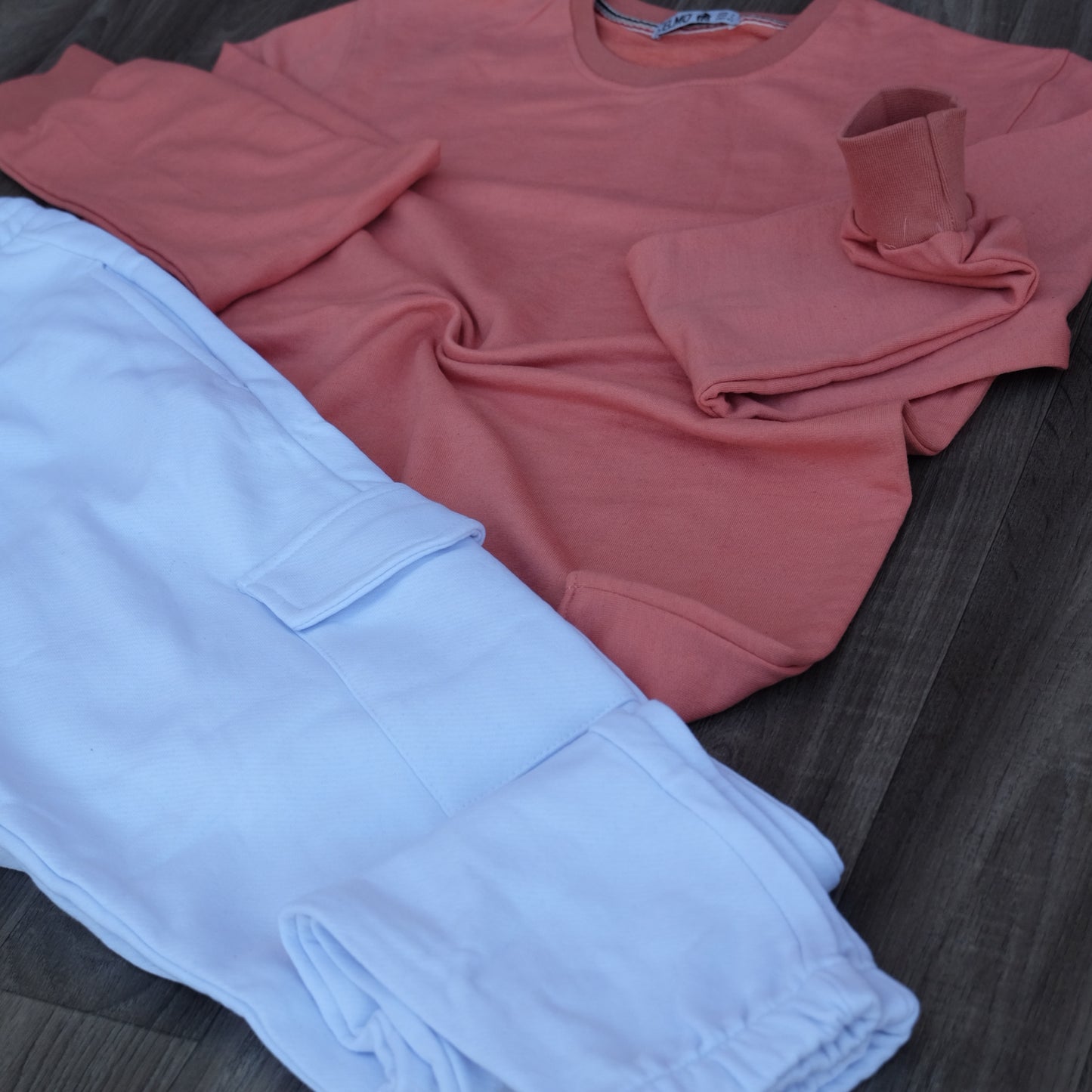 Ensemble Jogging Cargo Blanc+ Sweat Mortadelle