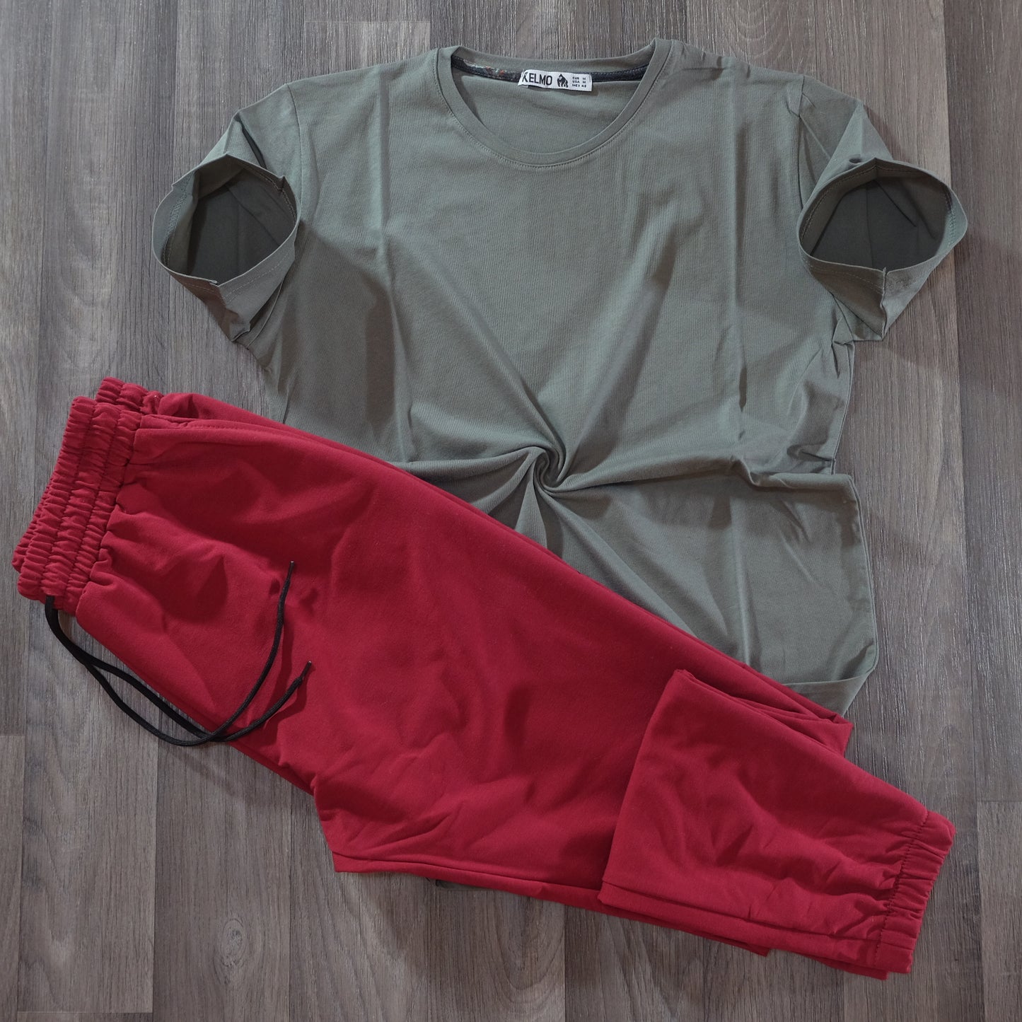 Ensemble T-Shirt Kaki + Jogging Grenat