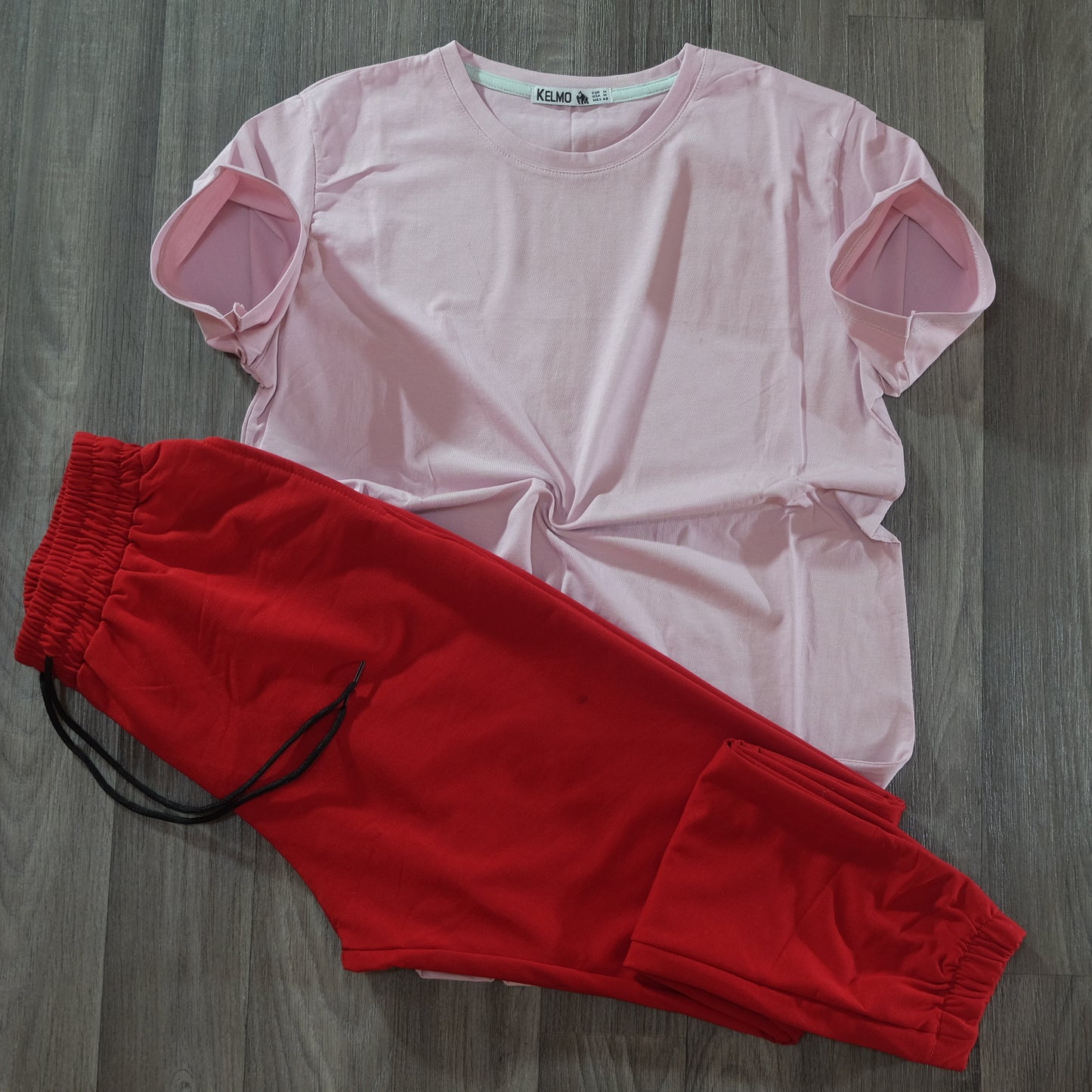 Ensemble T-Shirt Rose Clair + Jogging Rouge