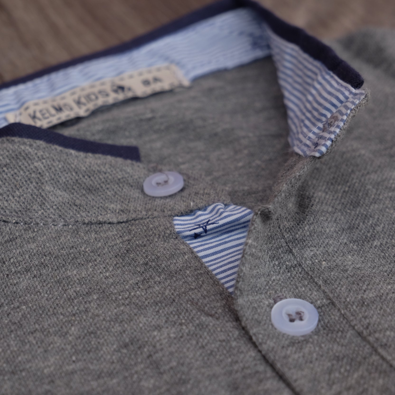 Ensemble Enfant Short Kaki + Polo Gris Chine Clair