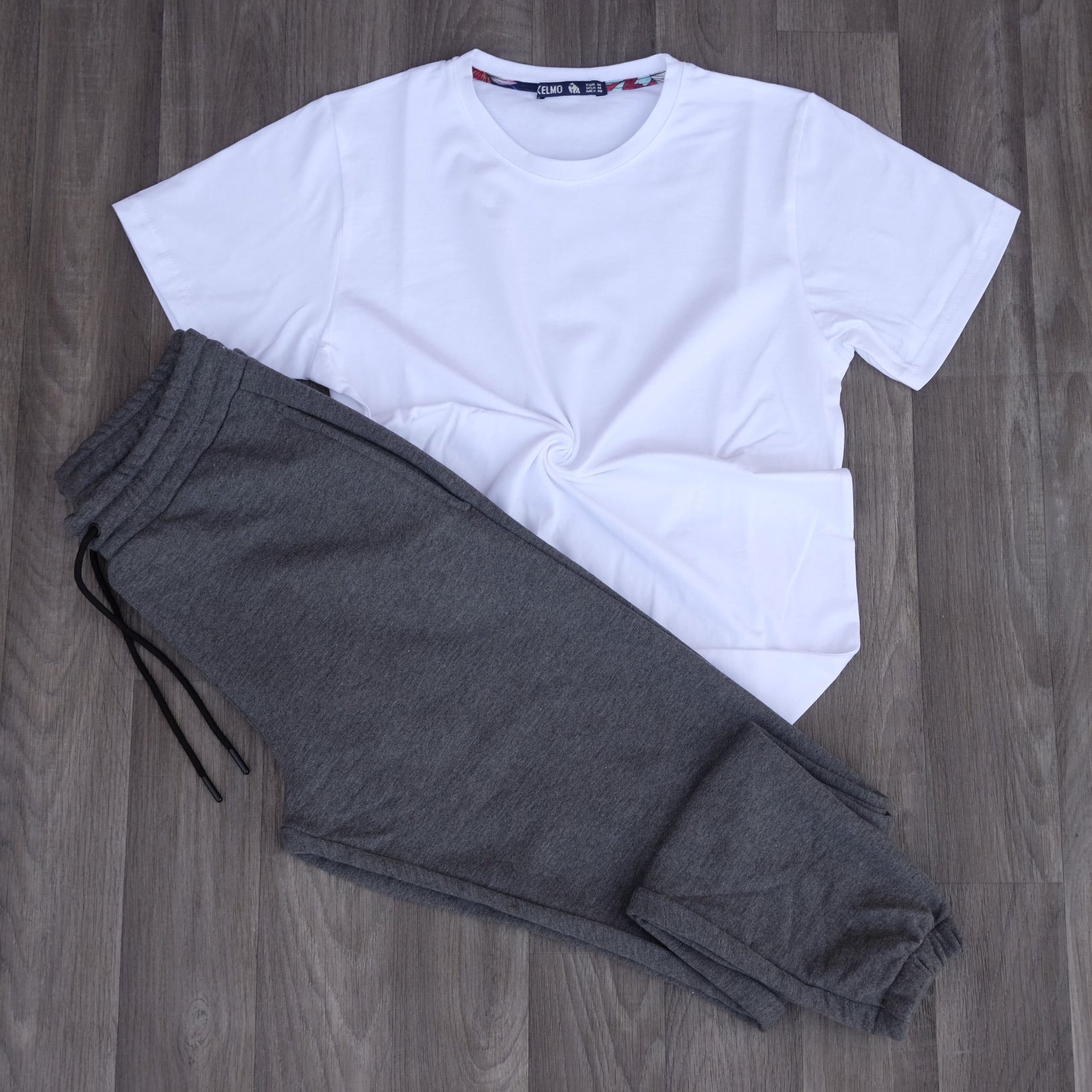 Ensemble T-Shirt Blanc + Jogging Chiné Gris Foncé