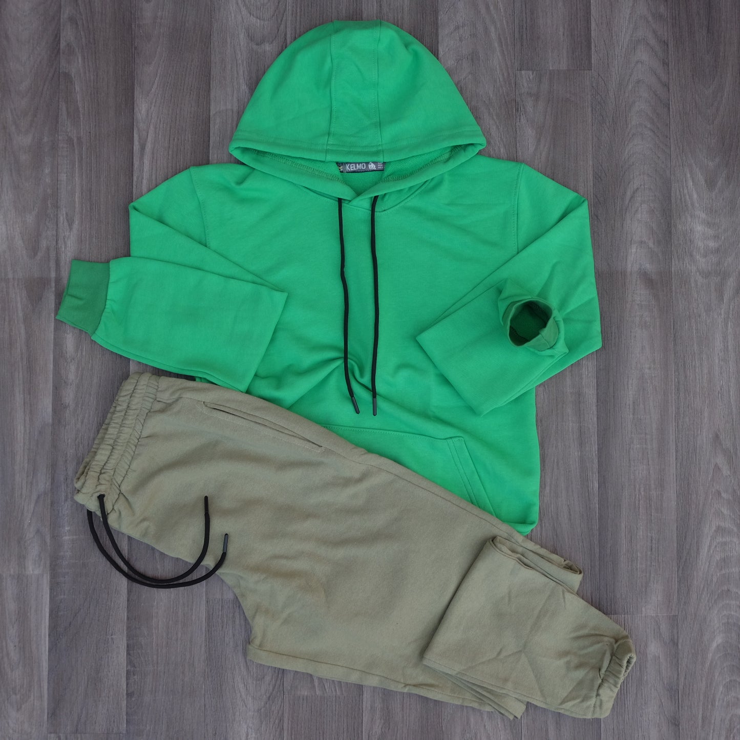 Ensemble Jogging  Kaki Clair + Capuche Cotton Vert Raj