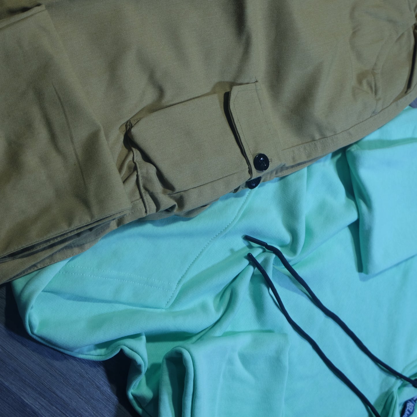 Ensemble Cargo Beige Sable + Capuche Cotton Vert Anise