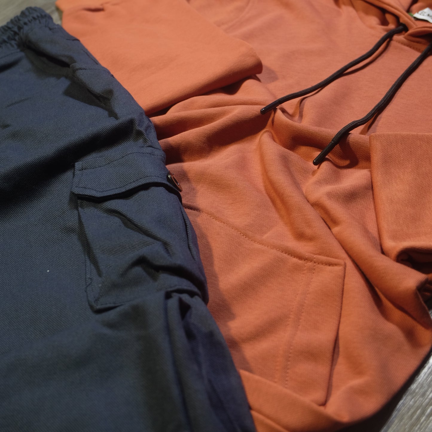 Ensemble Cargo Bleu Marine + Capuche Cotton Rouge Brique