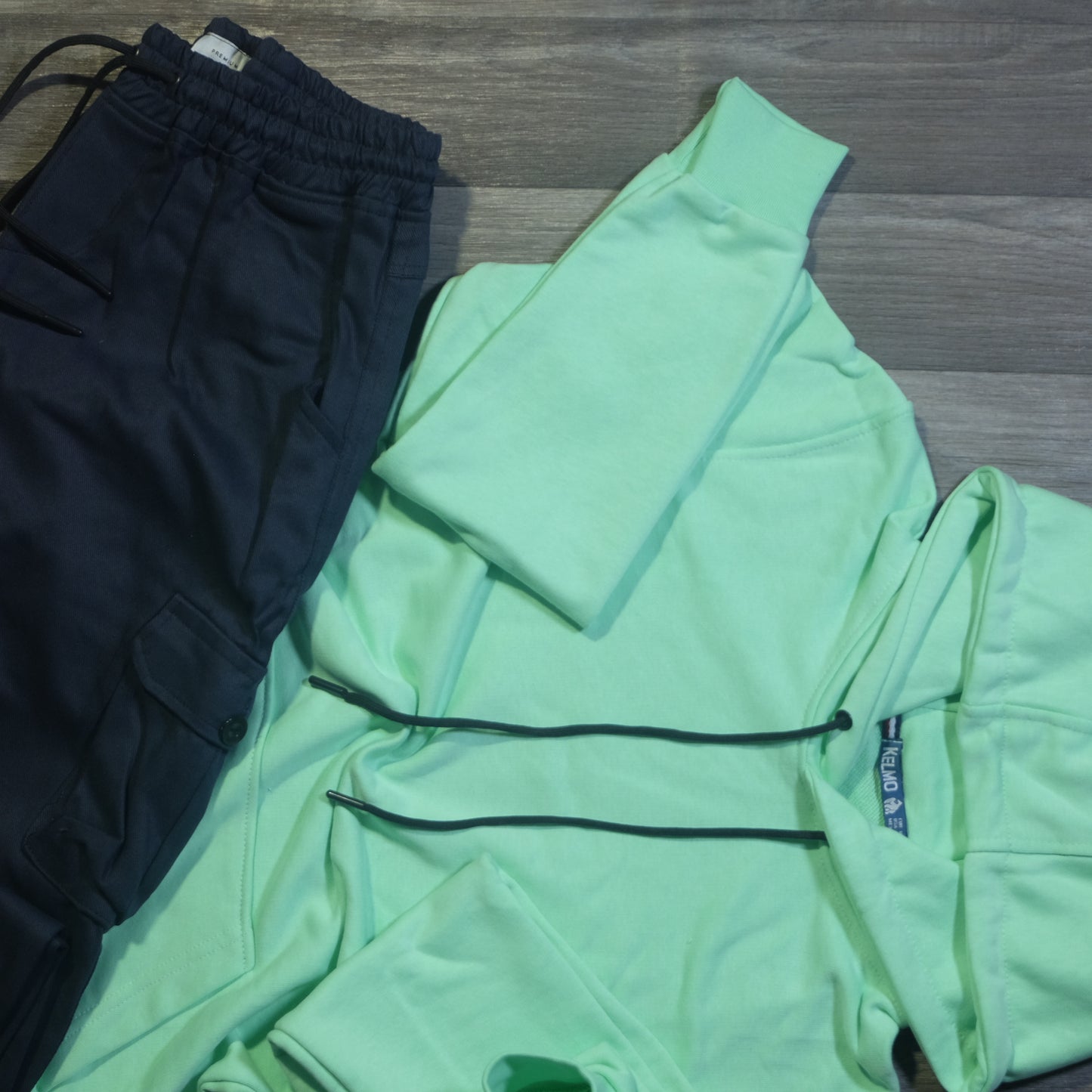 Ensemble Cargo Bleu Marine + Capuche Cotton Vert Anise