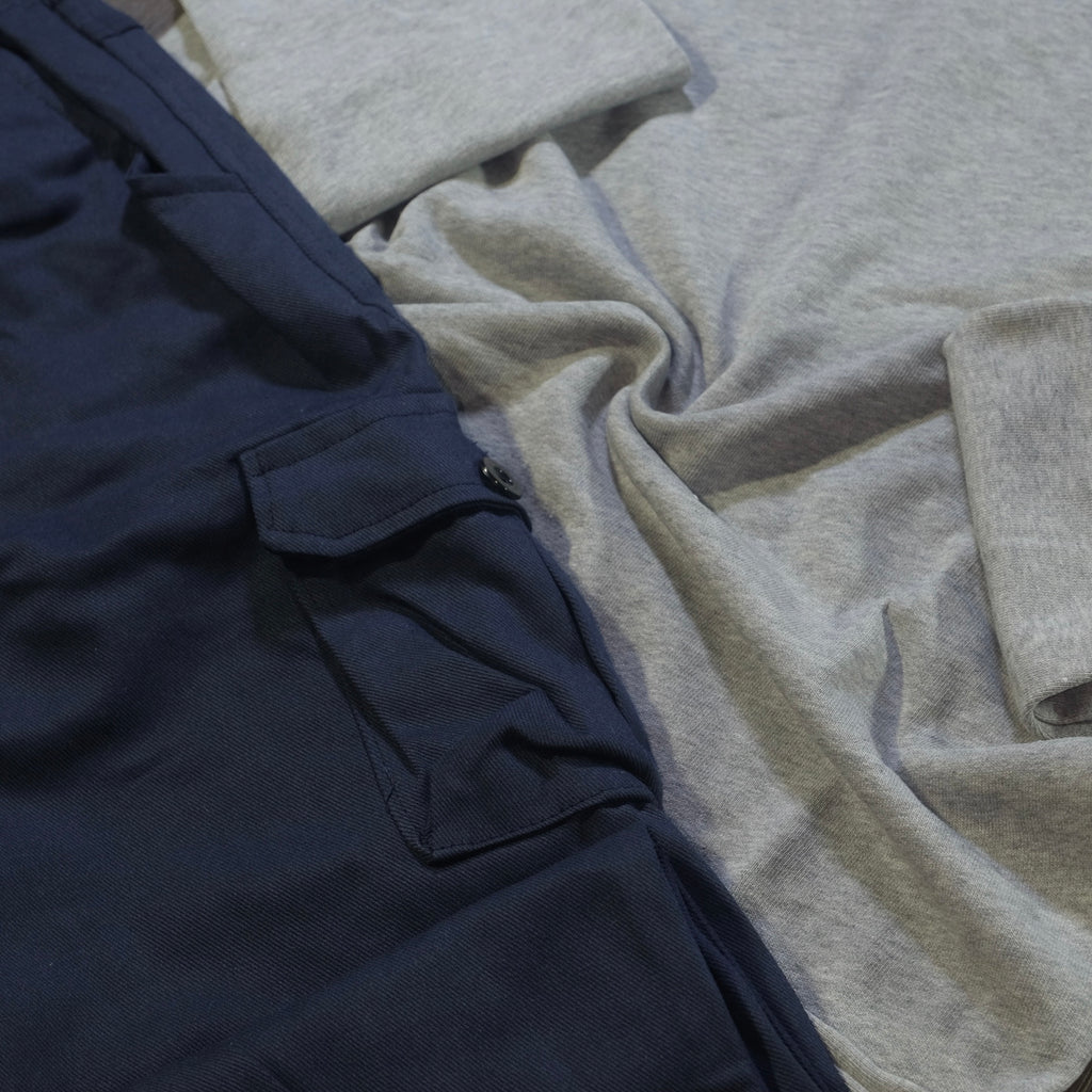 Ensemble Cargo Bleu Marine + Sweat Beige