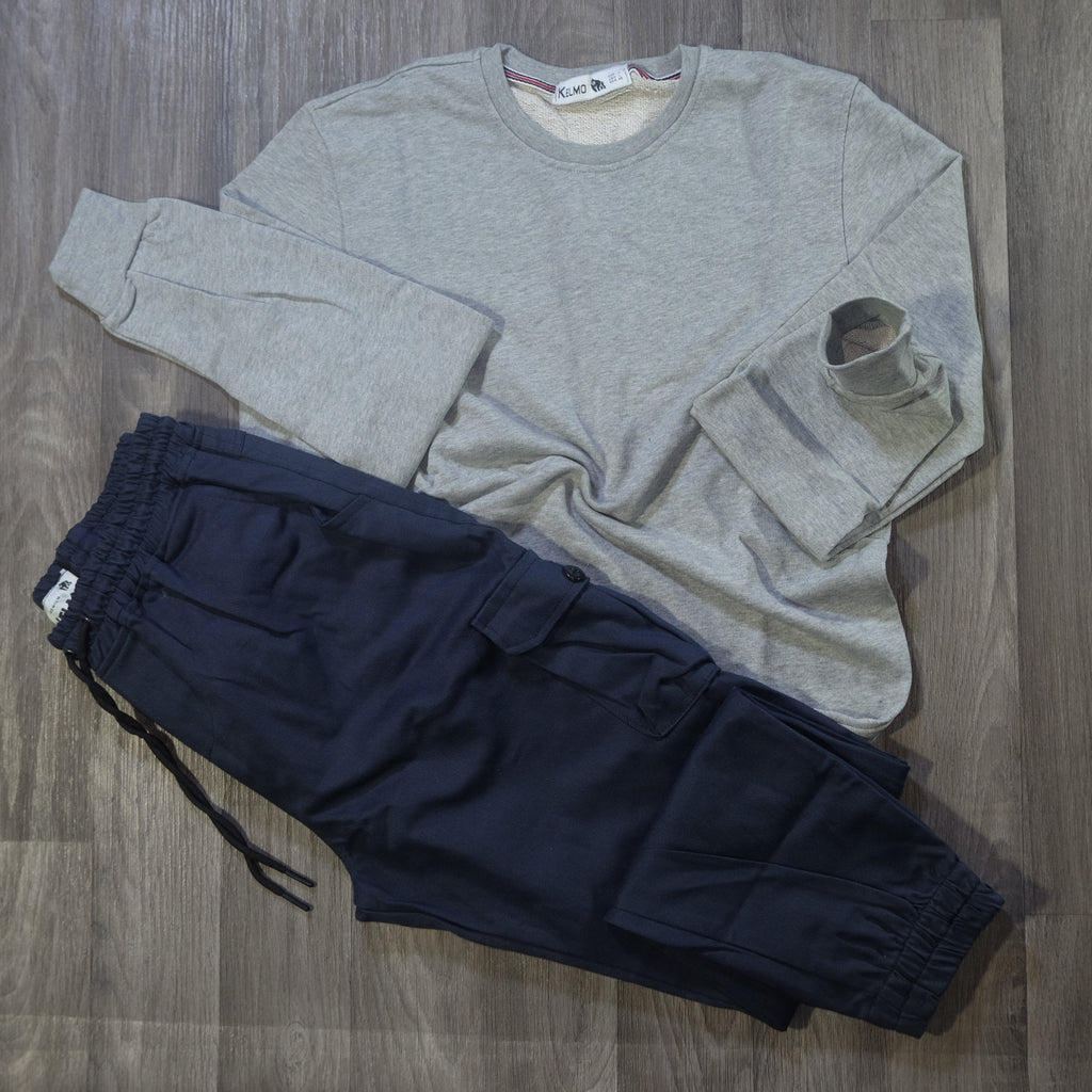 Ensemble Cargo Bleu Marine + Sweat Gris Chine Clair
