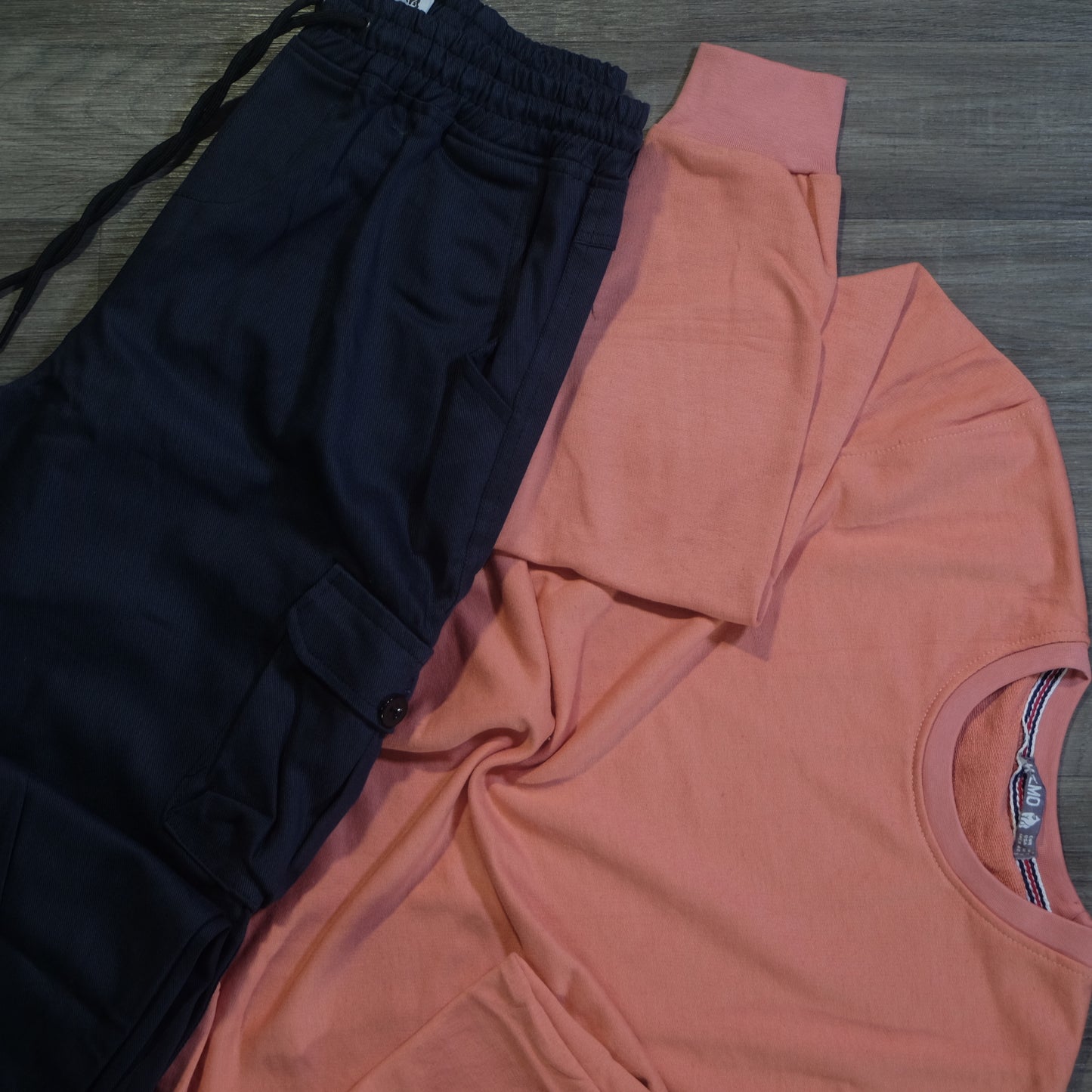 Ensemble Cargo Bleu Marine + Sweat Mortadel