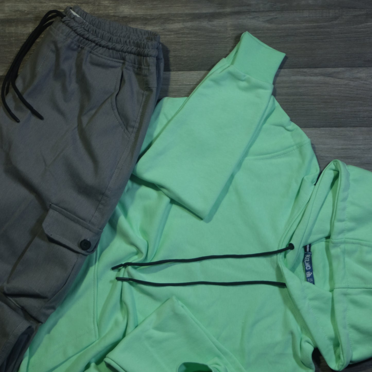 Ensemble Cargo Gris Clair + Capuche Cotton Vert Anise