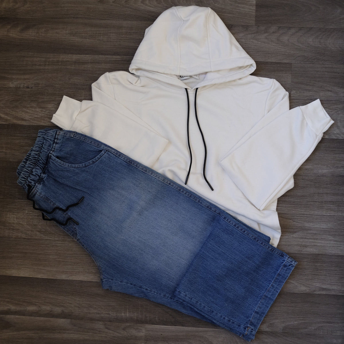 Ensemble Cargo Jeans Baggy Bleu  + Capuche Cotton Blanc