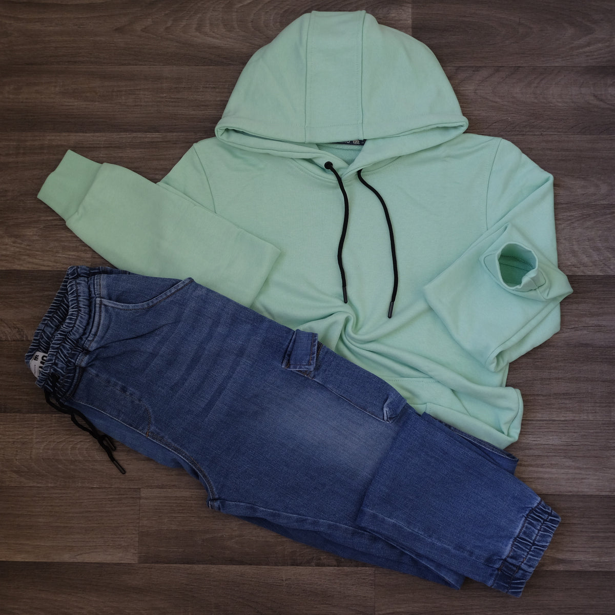 Ensemble Cargo Jeans Bleu  + Capuche Cotton Vert Eau