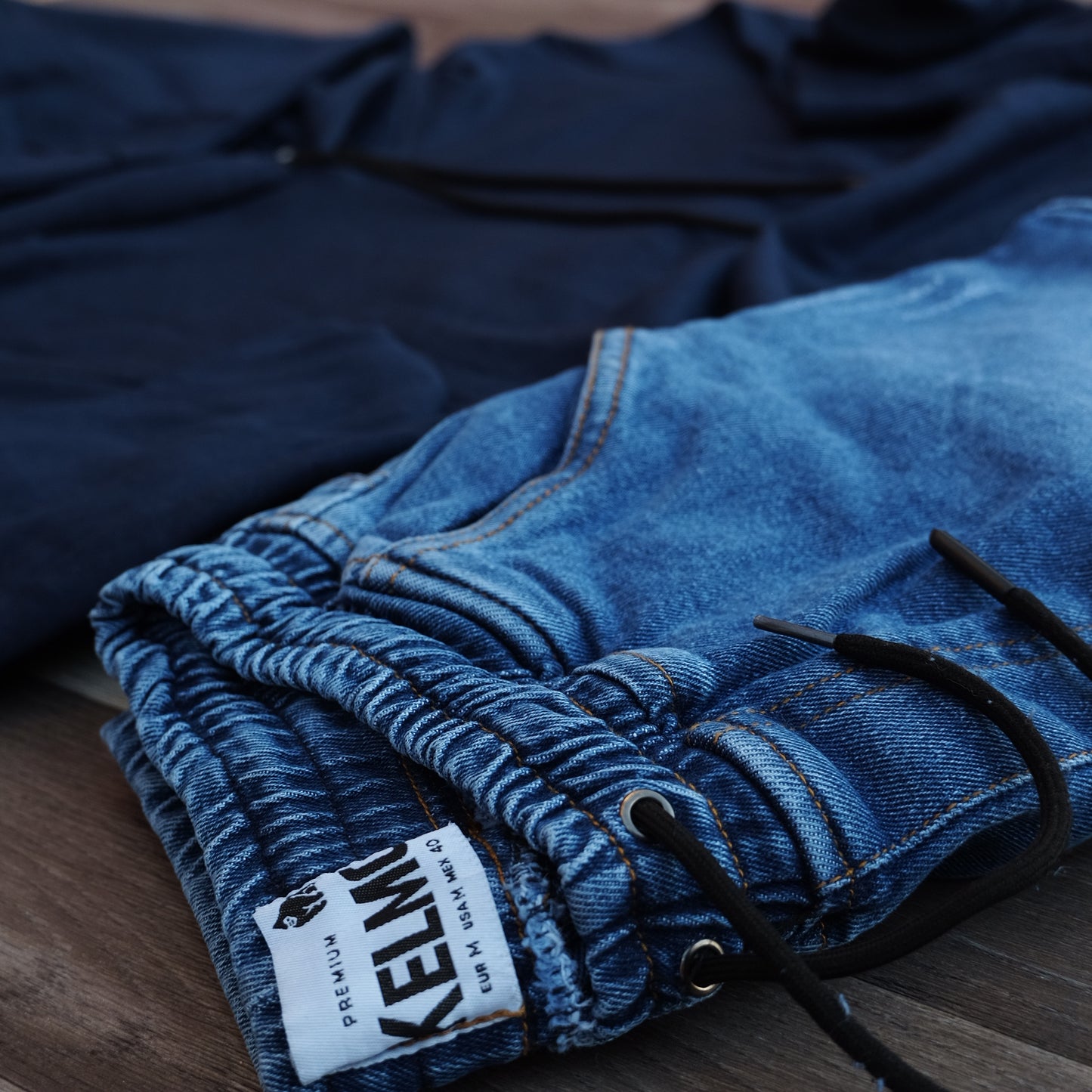 Ensemble Cargo Jeans Délavé Bleu  + Capuche Cotton Bleu Marine