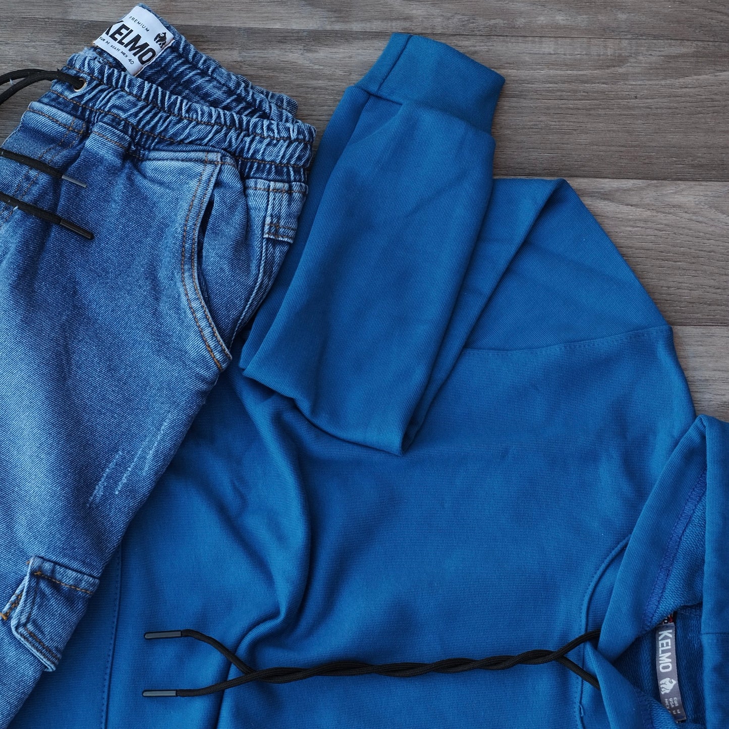 Ensemble Cargo Jeans Délavé Bleu  + Capuche Cotton Bleu Roi