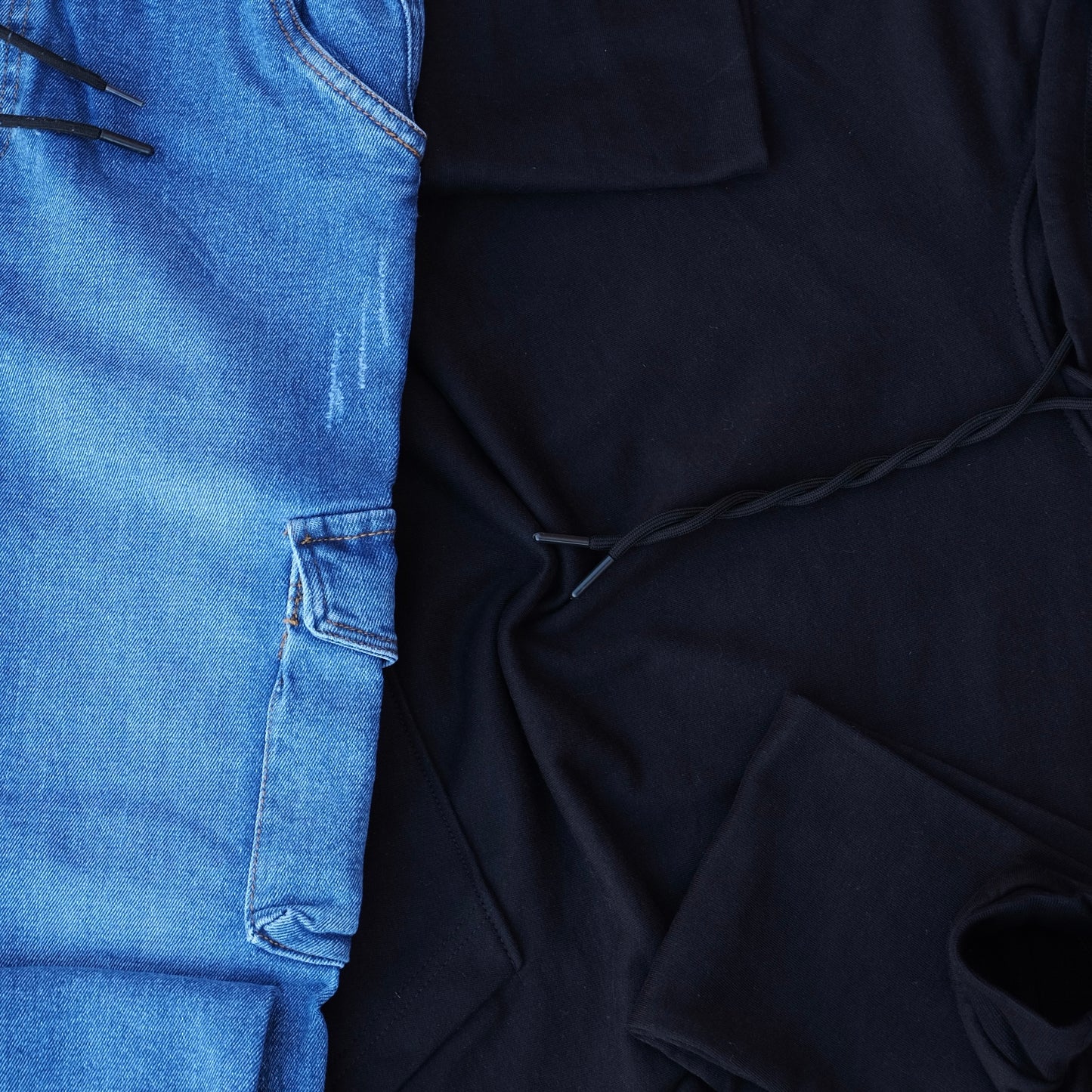 Ensemble Cargo Jeans Délavé Bleu  + Capuche Cotton Noir