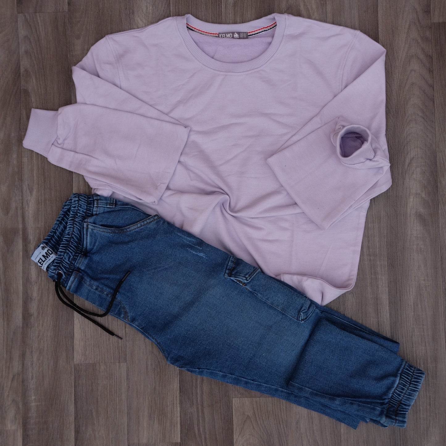 Ensemble Cargo Jeans Délavé Bleu  + Sweat Mauve