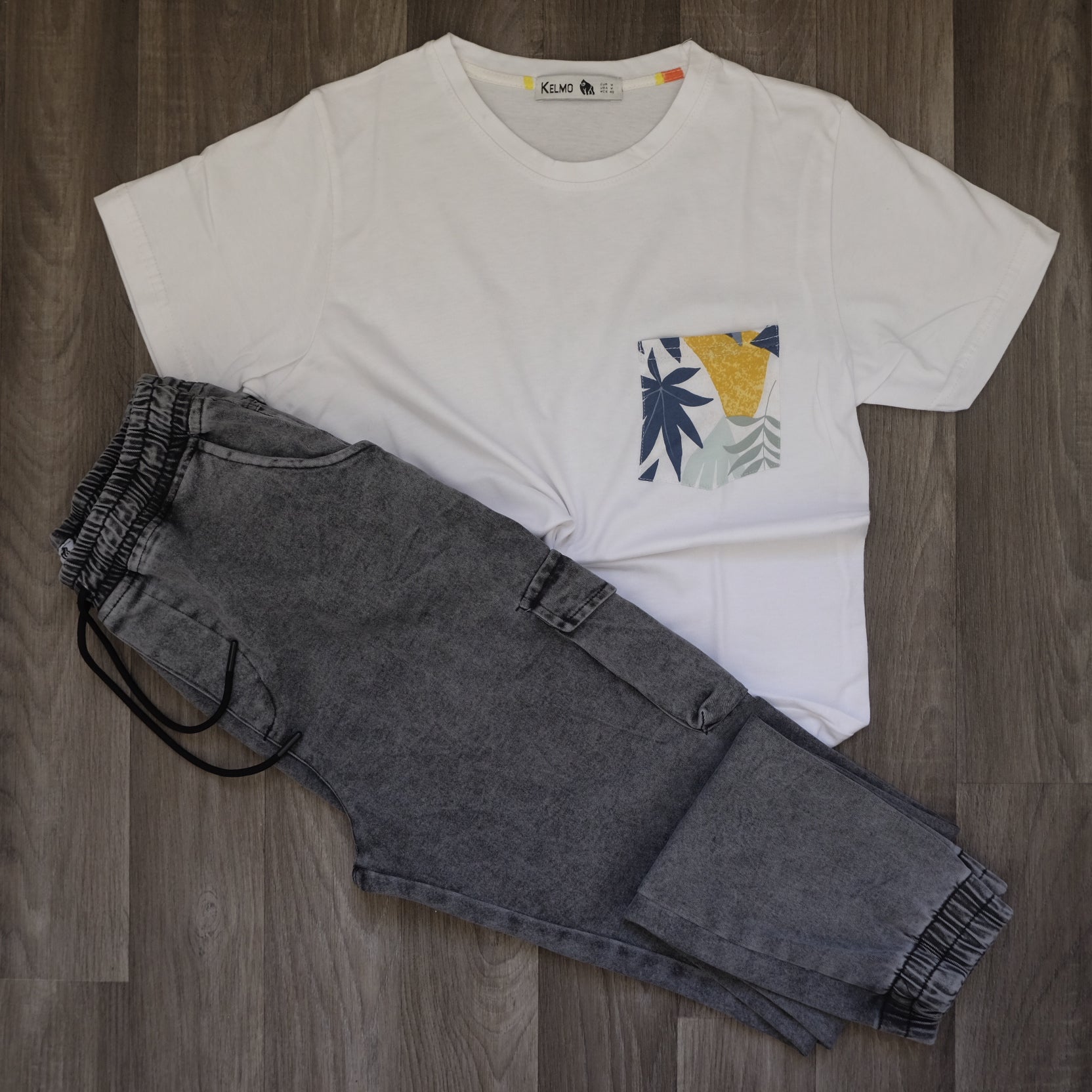 Ensemble Cargo Jeans Délavé Gris  + T-Shirt Poche Blanc