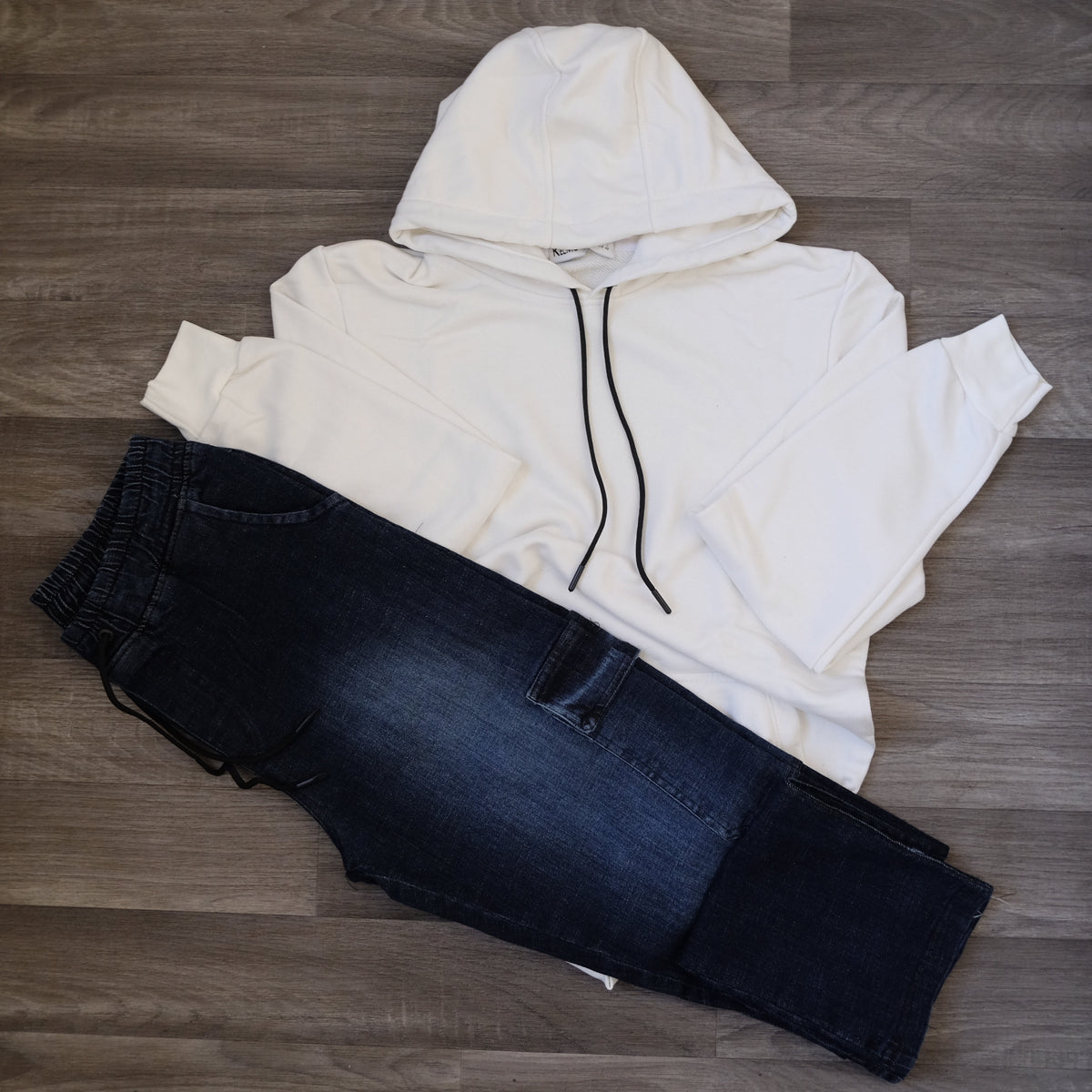 Ensemble Cargo Jeans Droit Bleu  + Capuche Cotton Blanc