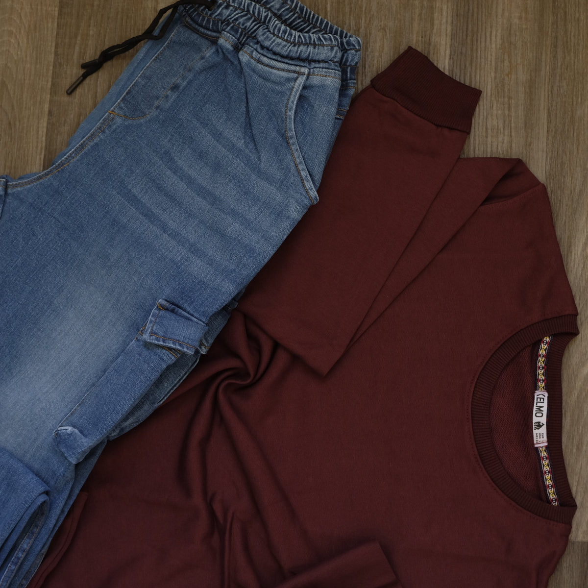 Ensemble Cargo Jeans Bleu  + Sweat Grenat