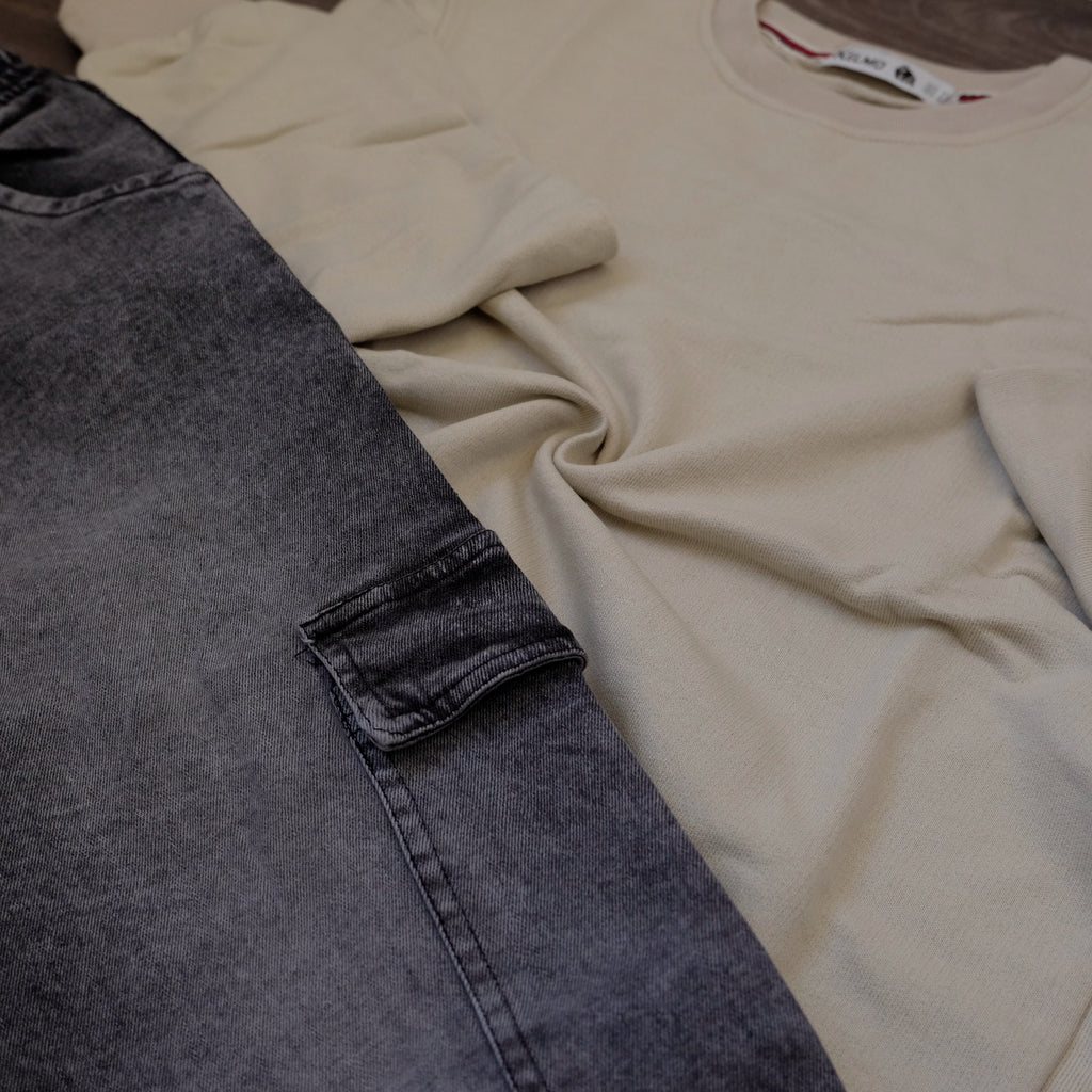 Ensemble Cargo Jeans Droit Gris  + Sweat Beige