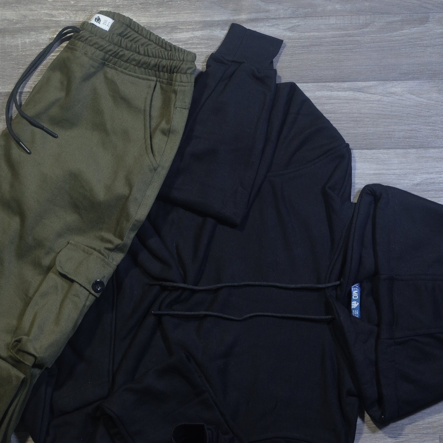 Ensemble Cargo Kaki Fonce+ Capuche Cotton Bleu Marine