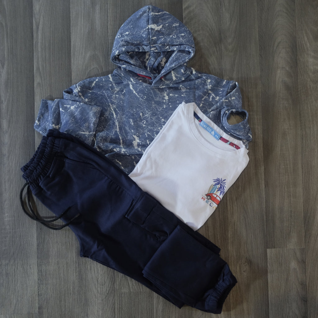 Ensemble Enfant 3 Pieces Pantalon Cargo Bleu +Sweat a Capuche Camouflage Bleu Ciel + T-Shirt Blanc