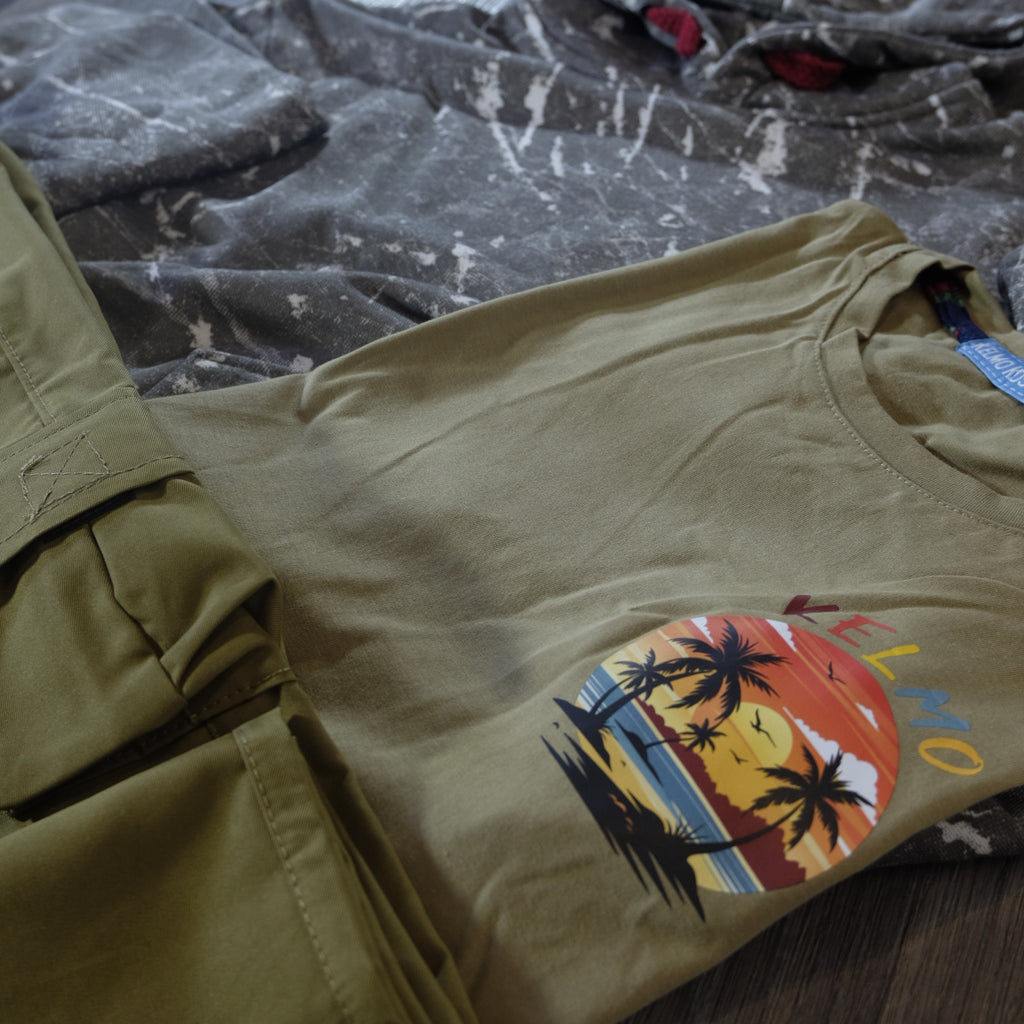 Ensemble Enfant 3 Pieces Pantalon Cargo Kaki +Sweat a Capuche Camouflage Kaki + T-Shirt Kaki