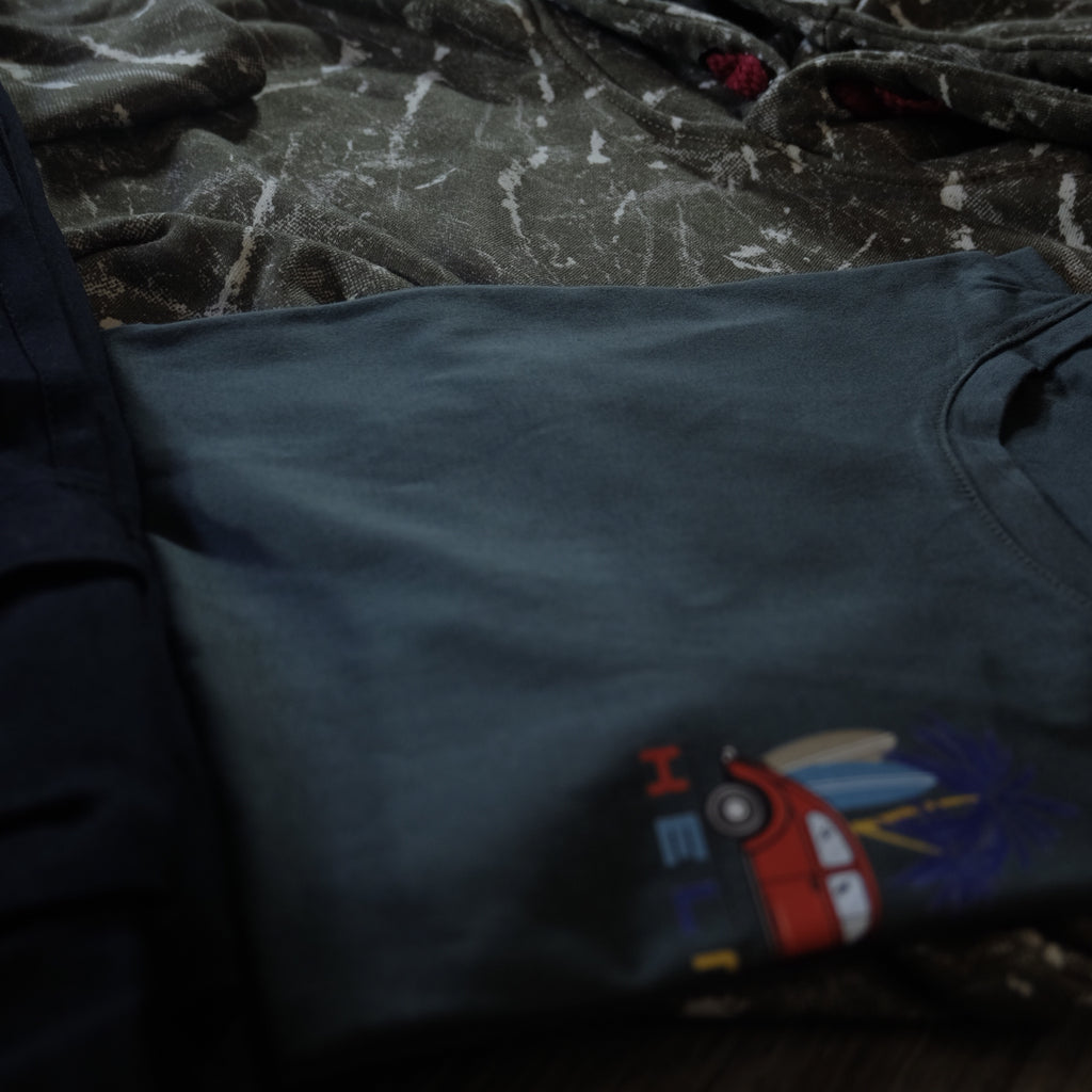 Ensemble Enfant 3 Pieces Pantalon Cargo Noir +Sweat a Capuche Camouflage Kaki + T-Shirt Vert Olive