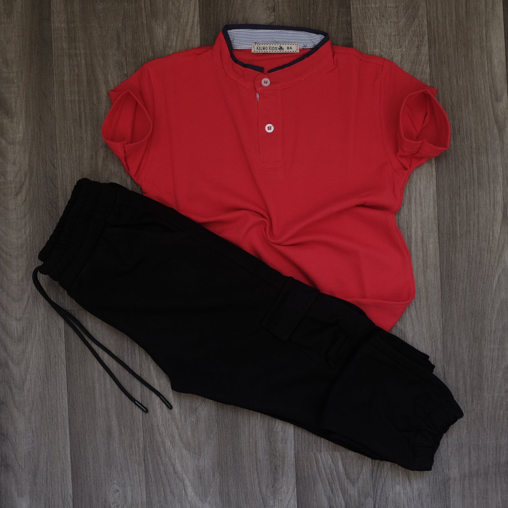 Ensemble Enfant Jogging Cargo Noir + Polo Rouge