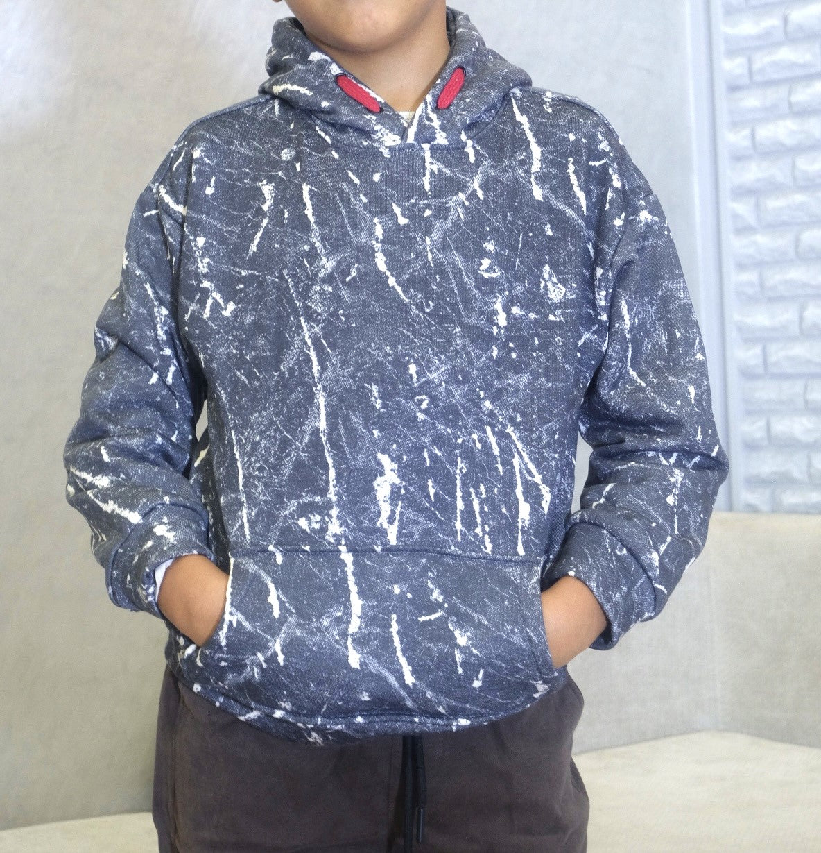 Ensemble Enfant Pantalon Cargo Marron +Sweat a Capuche Camouflage Gris Fonce