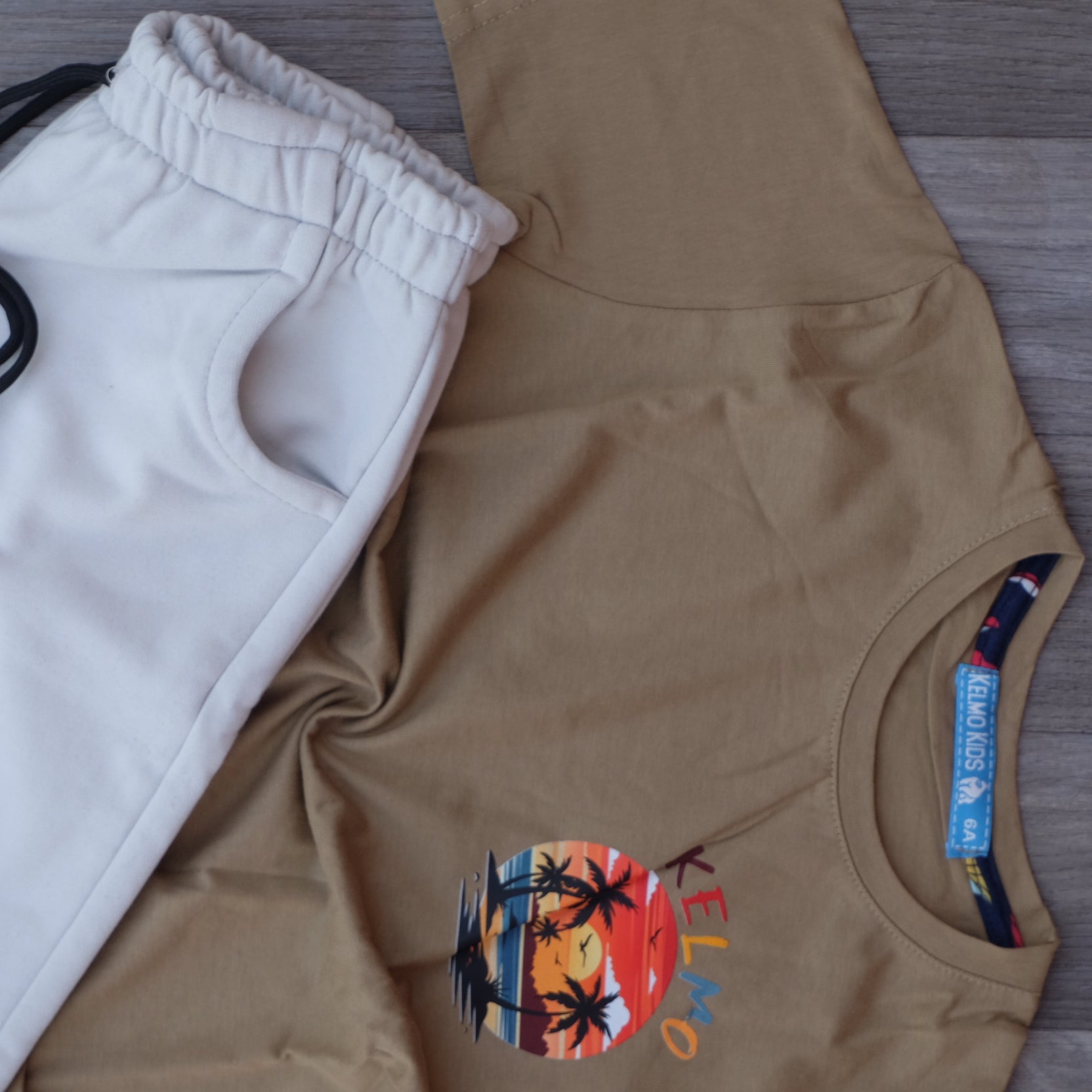 Ensemble Enfant Short Gris Clair + T-Shirt Kaki