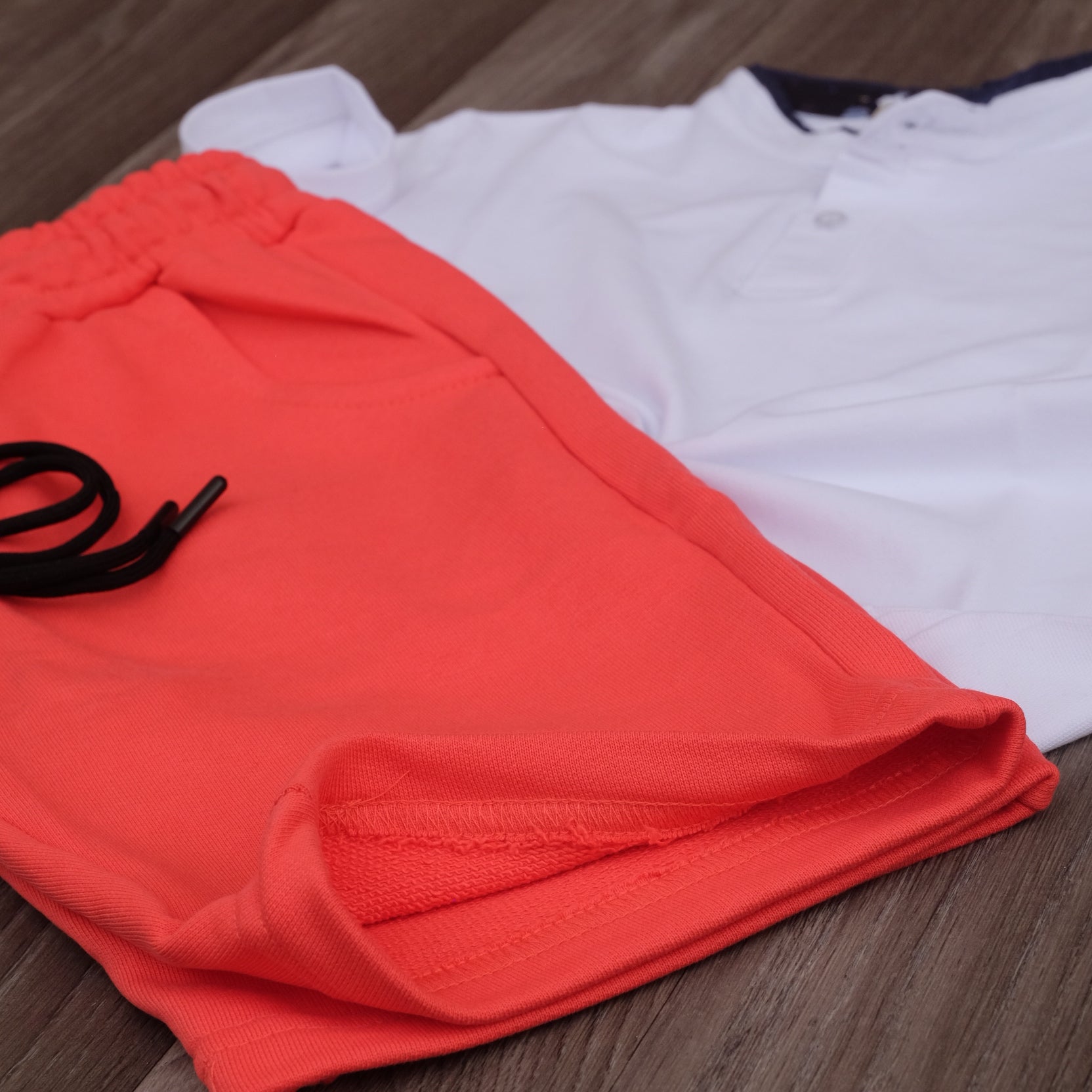 Ensemble Enfant Short Rouge Corail + Polo Blanc