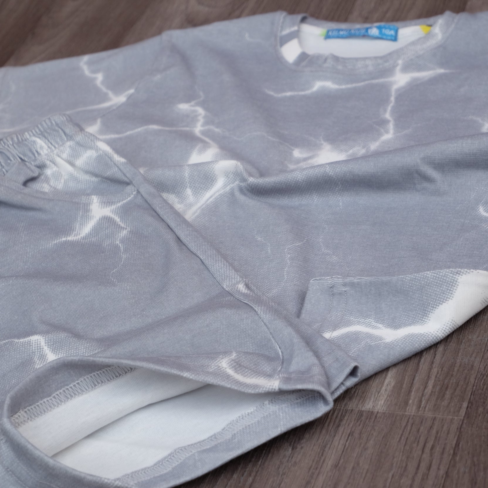 Ensemble Enfant tie dai gris - Short + T-shirt