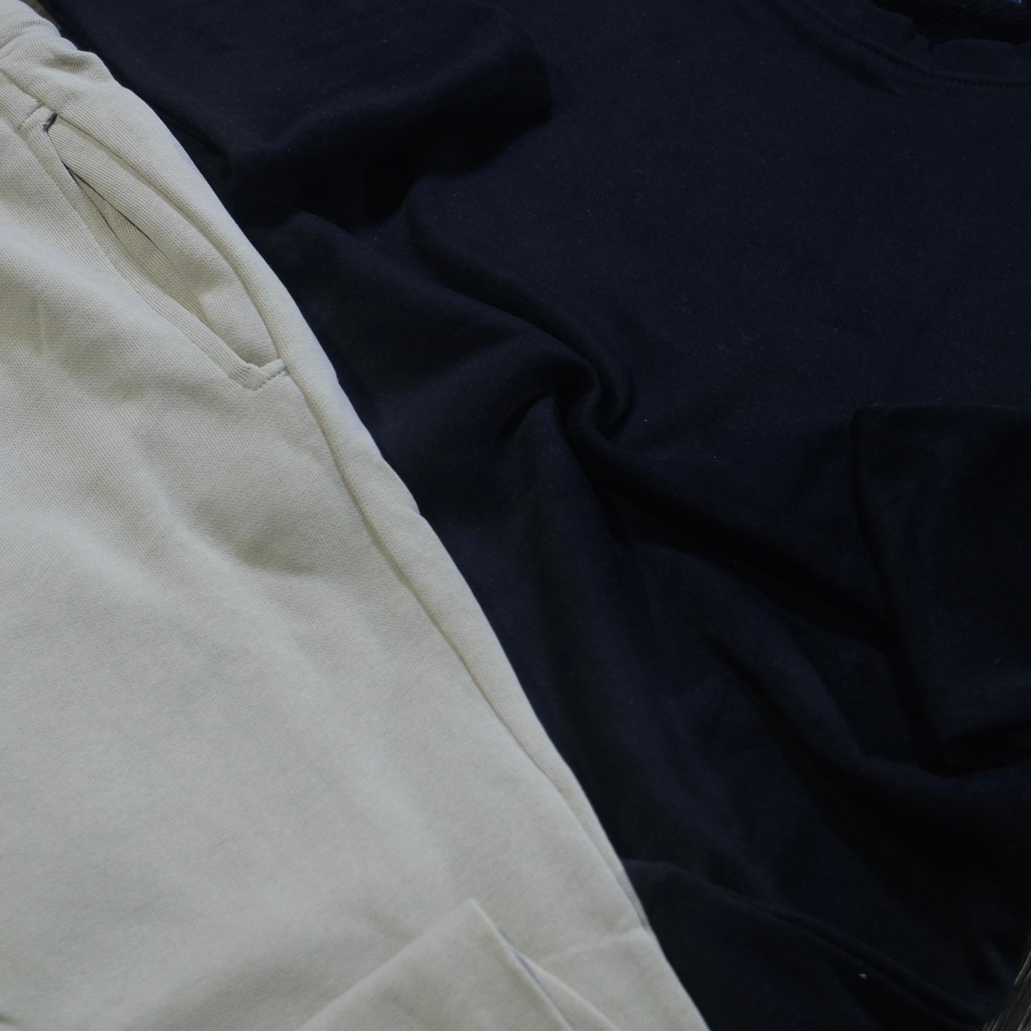 Ensemble Jogging Beige + Sweat Noir