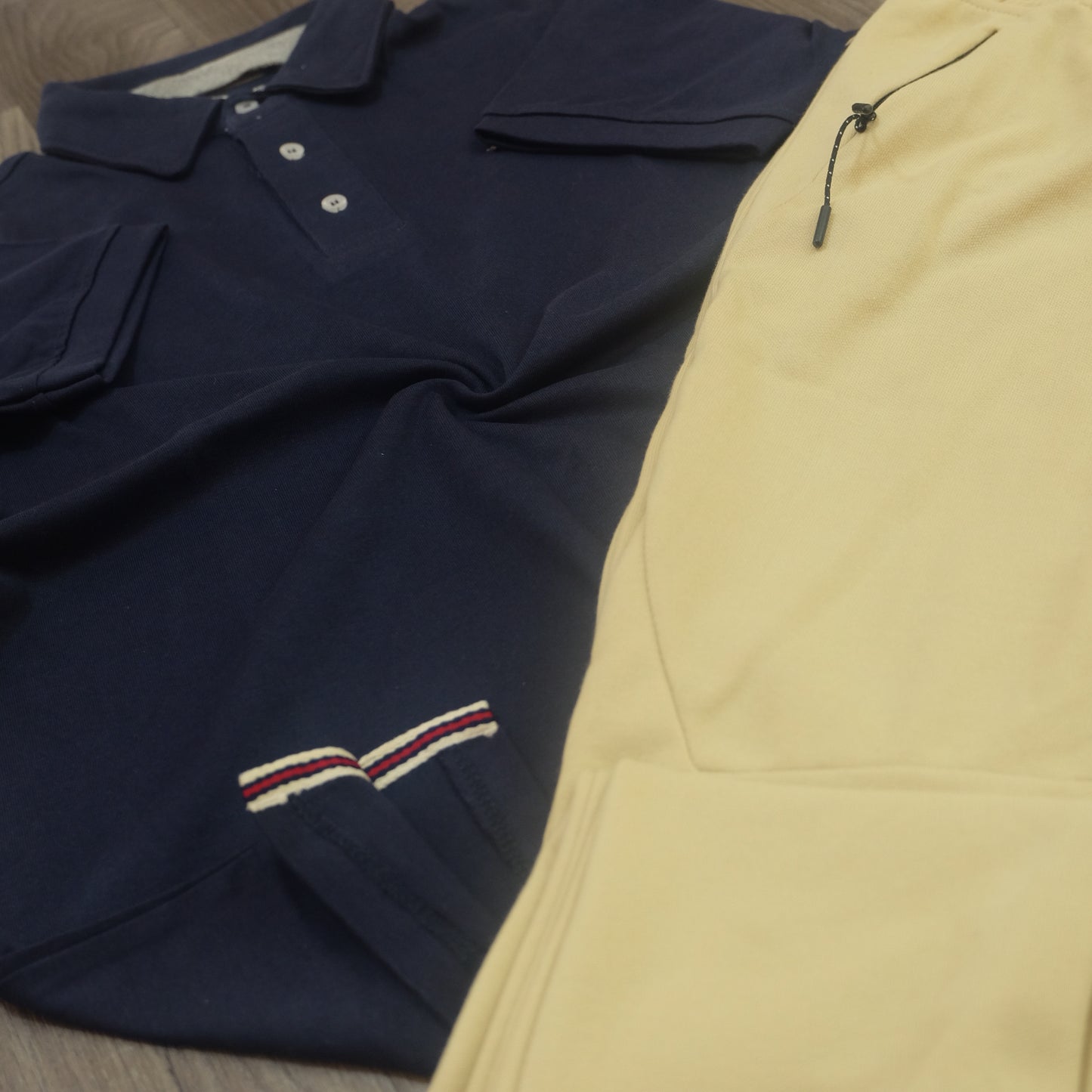 Ensemble Jogging Beska Beige + Polo Bleu Marine