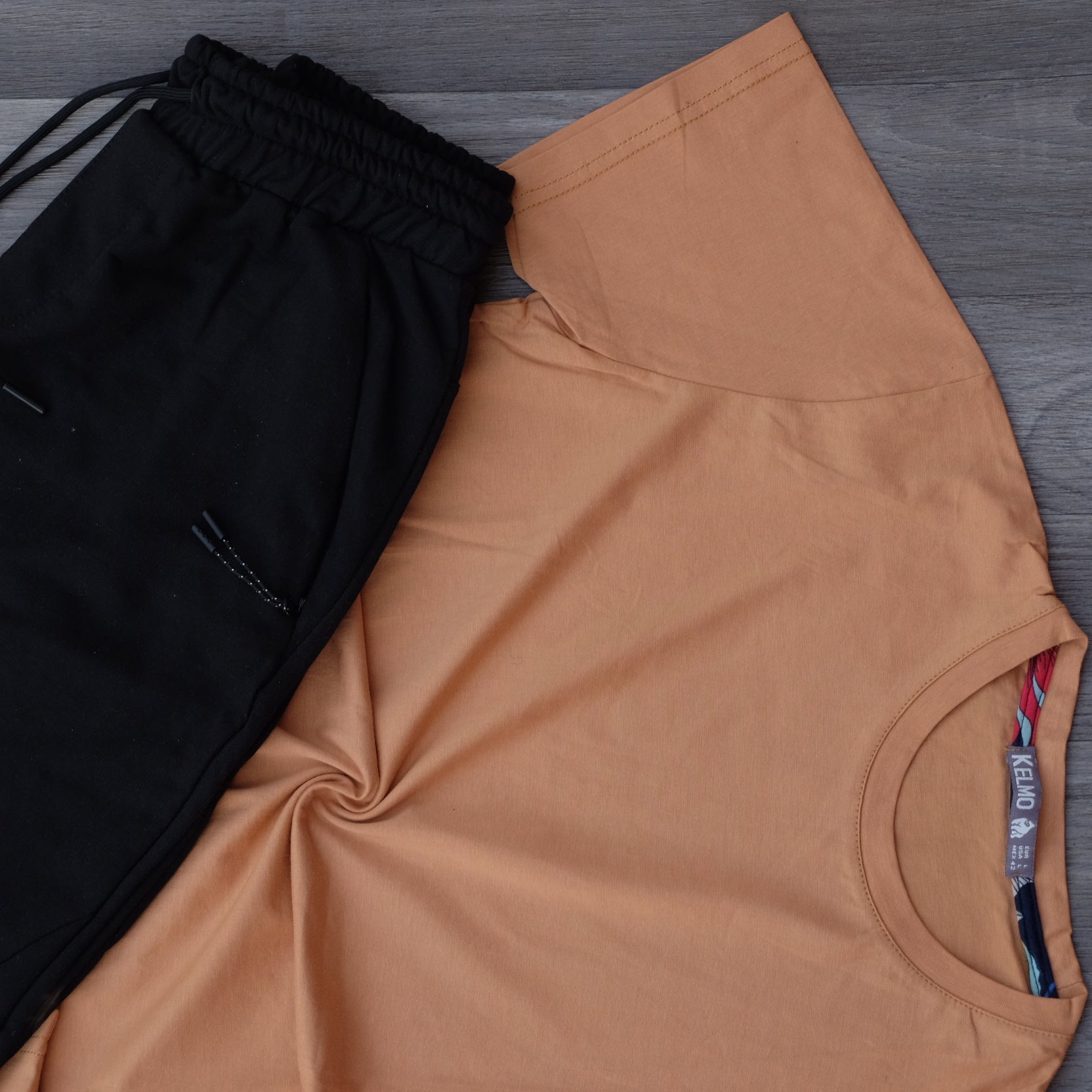 Ensemble Jogging Beska Noir + T-Shirt Marron Clair