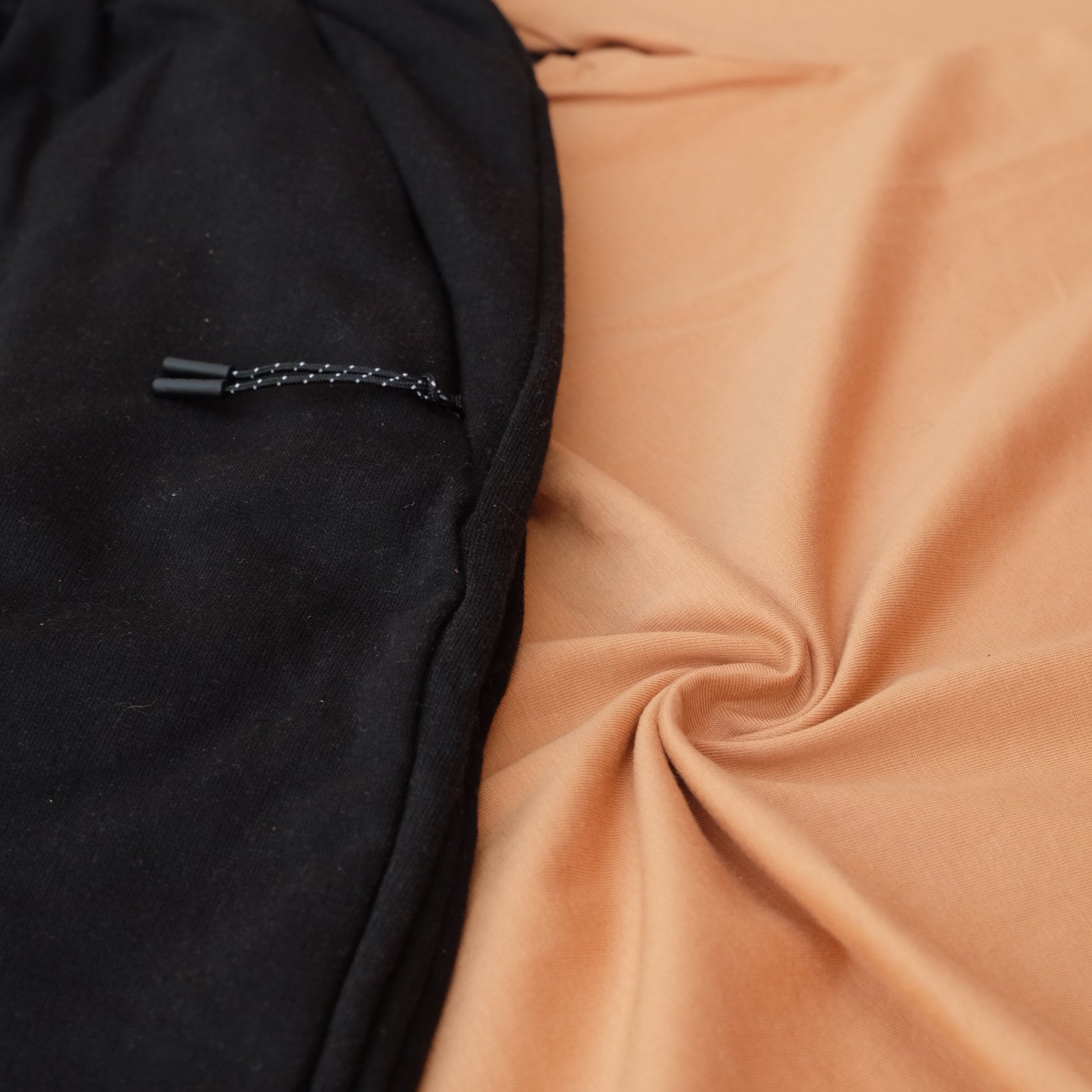 Ensemble Jogging Beska Noir + T-Shirt Marron Clair