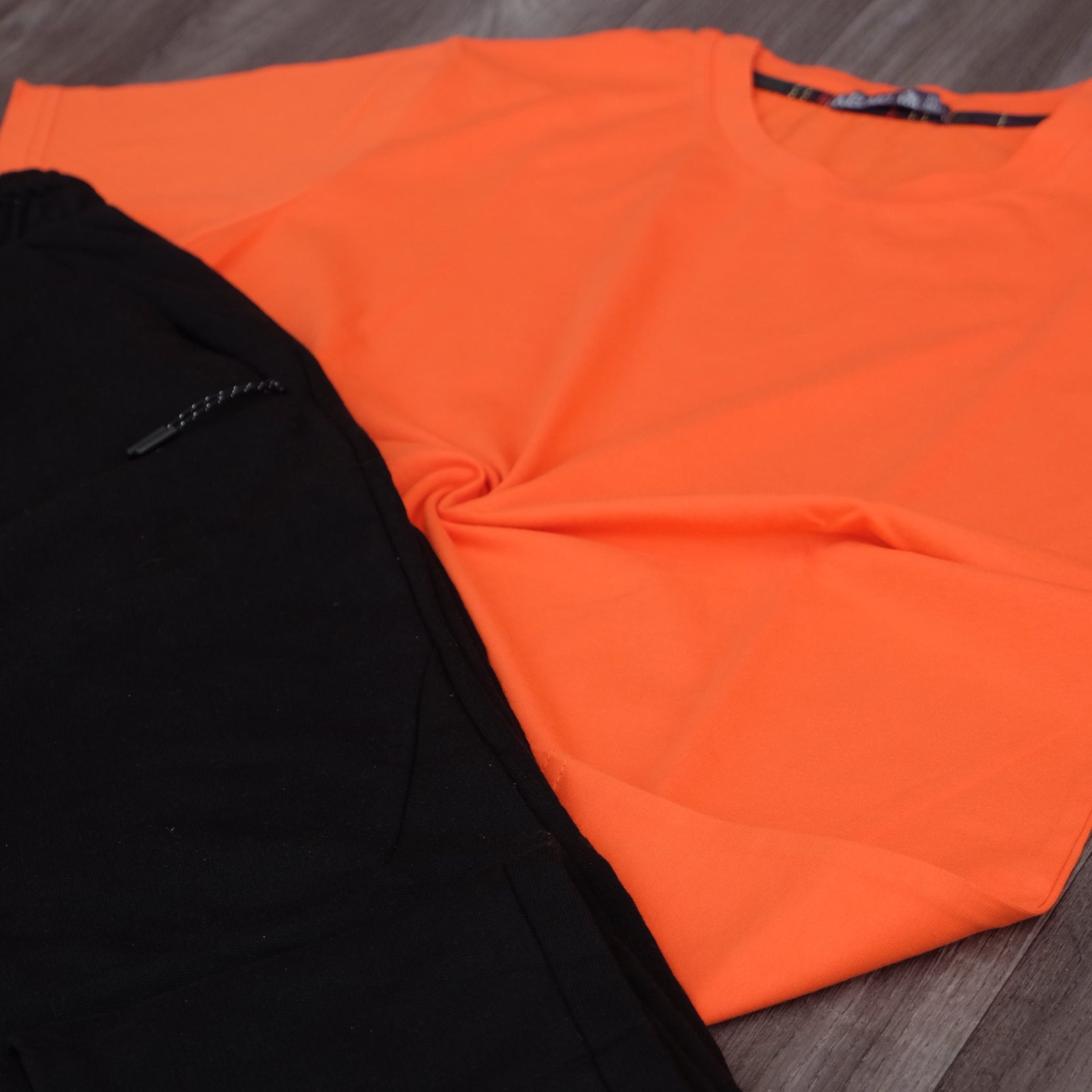 Ensemble Jogging Beska Noir + T-Shirt Orange