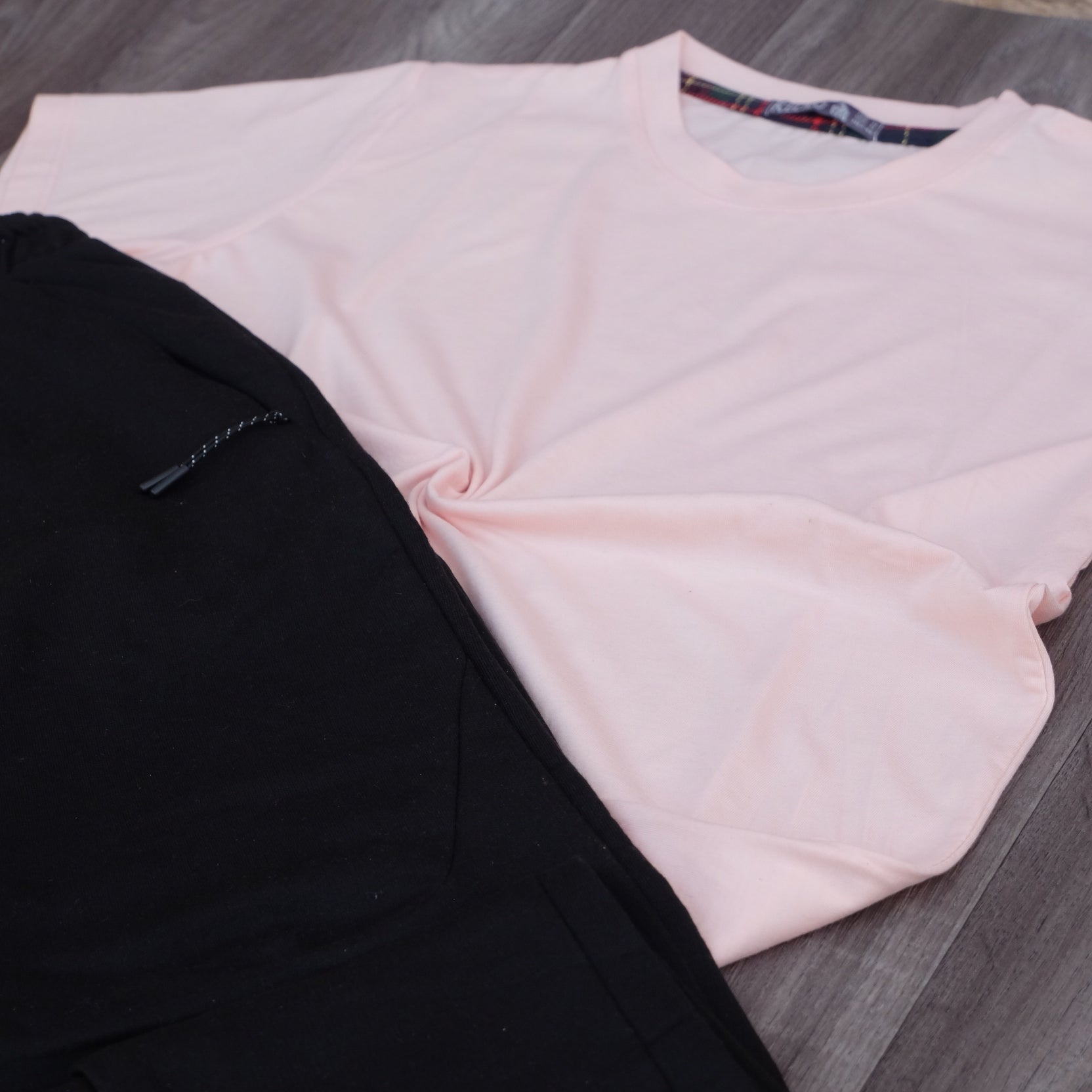 Ensemble Jogging Beska Noir + T-Shirt Saumon Clair