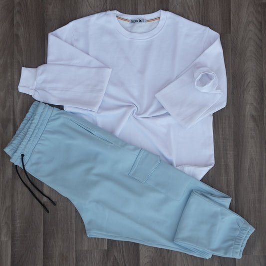 Ensemble Jogging Cargo Ciel + Sweat Blanc