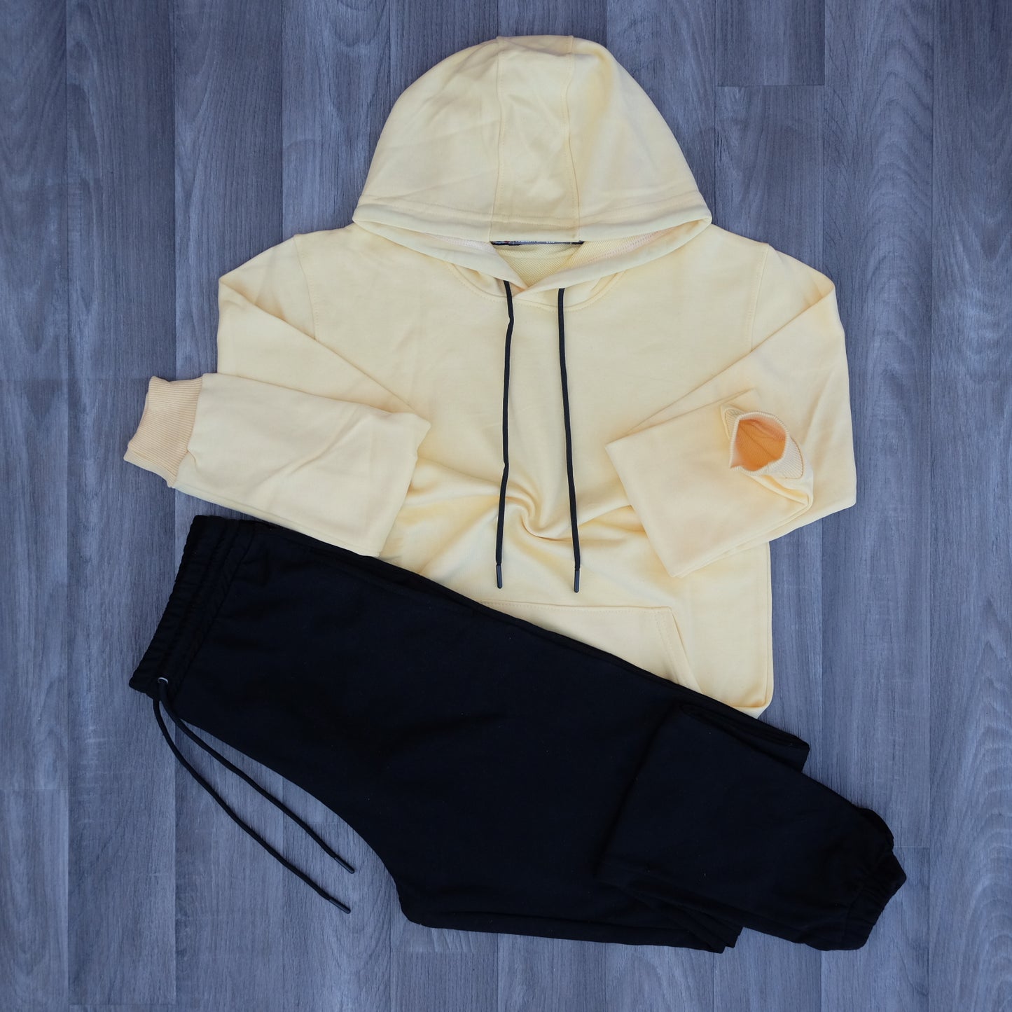 Ensemble Jogging Noir + Capuche Cotton Jaune Poussin