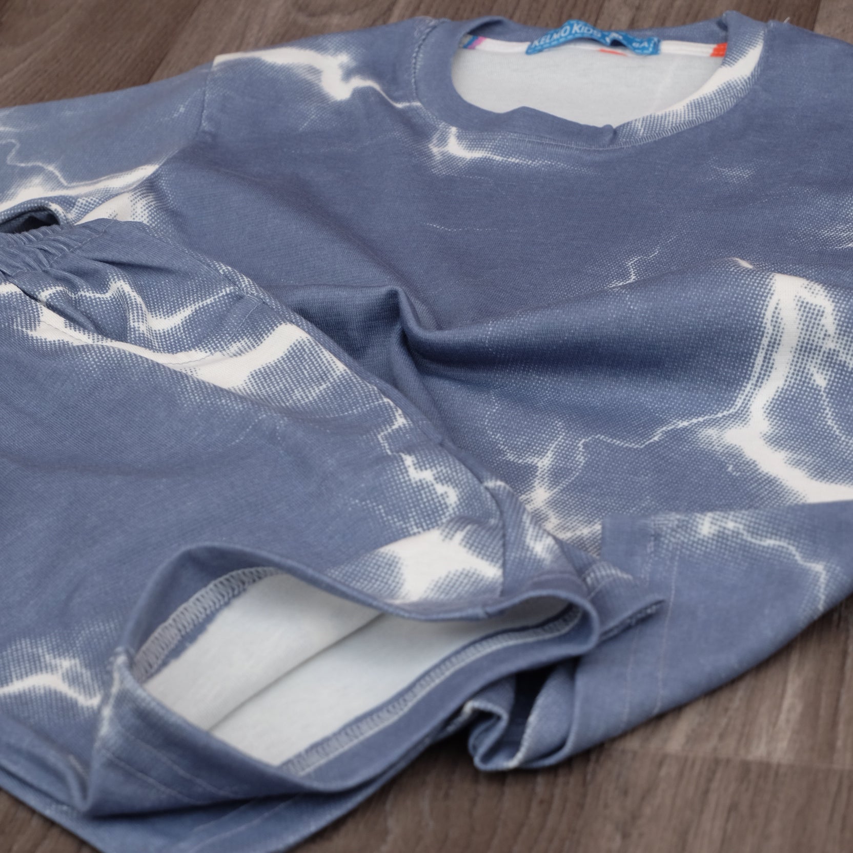 Ensemble Oversize Homme tie dai Bleu Indigo - Short et T-shirt