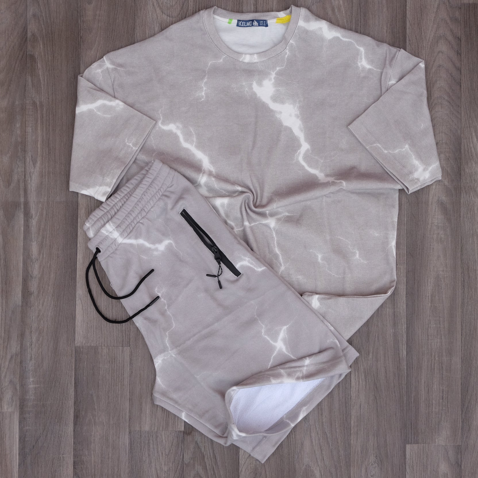 Ensemble Oversize Homme tie dai Gris - Short et T-shirt