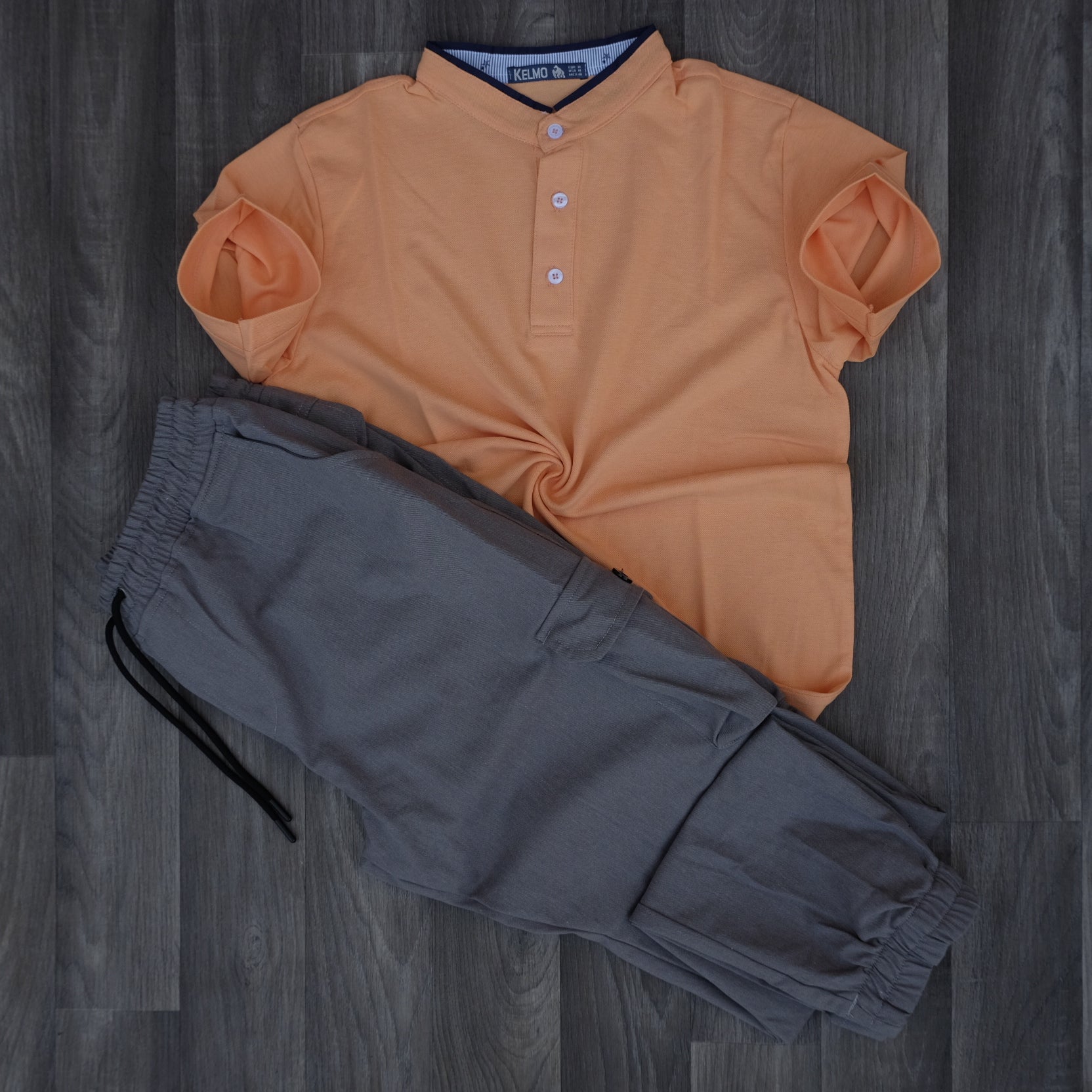 Ensemble Pantalon Cargo Gris Clair + Polo Mao Orange