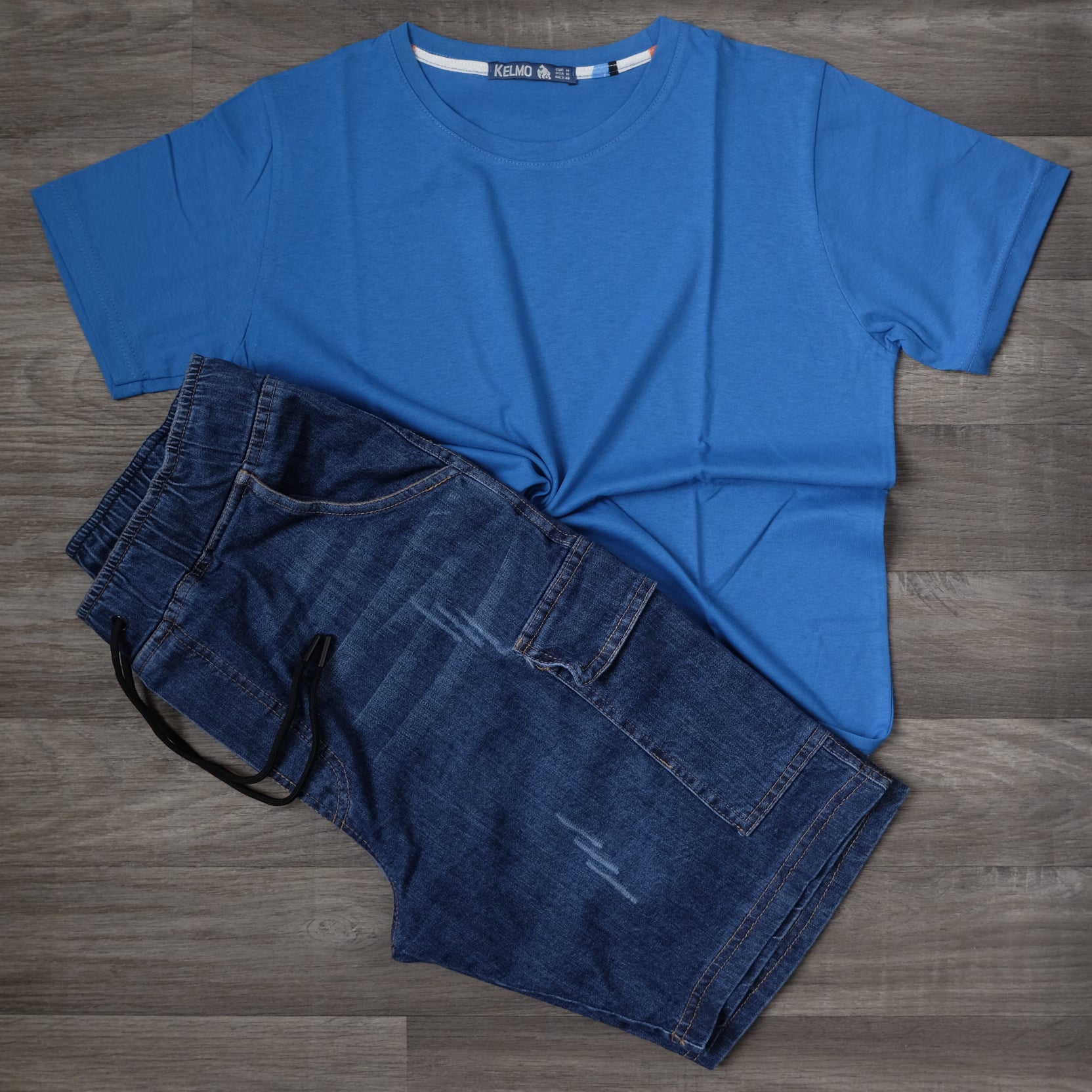 Ensemble Short Cargo Baggy Jeans Délavé Bleu  + T-Shirt Bleu Roi